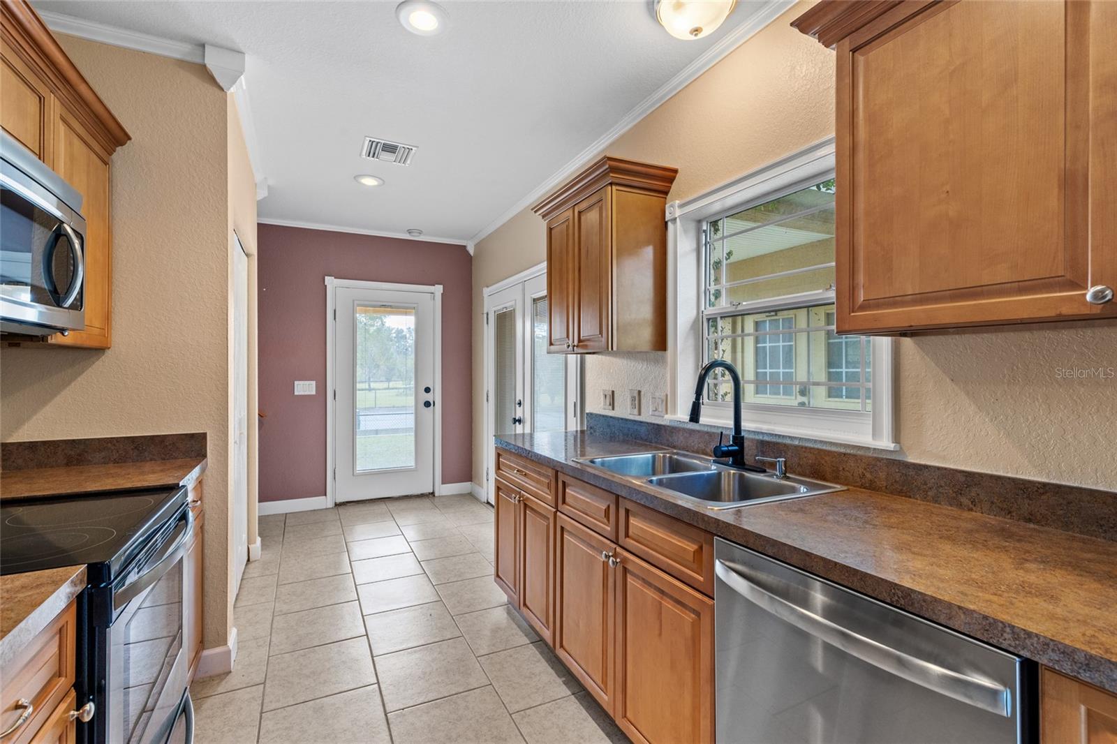 16638 N HIGHWAY 329, REDDICK, FL, 32686