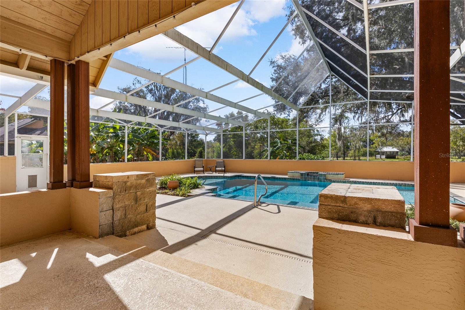 16638 N HIGHWAY 329, REDDICK, FL, 32686