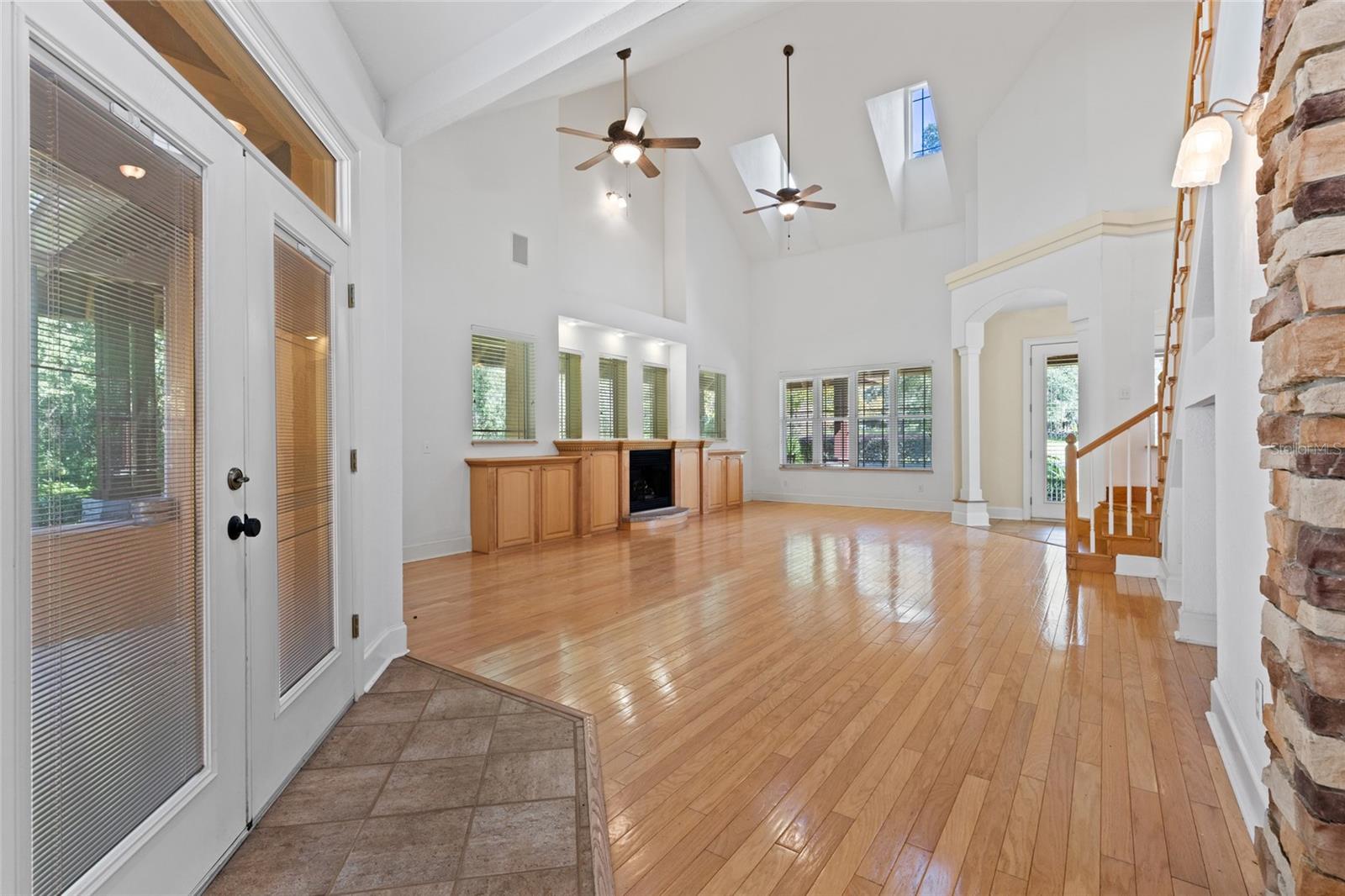 16638 N HIGHWAY 329, REDDICK, FL, 32686