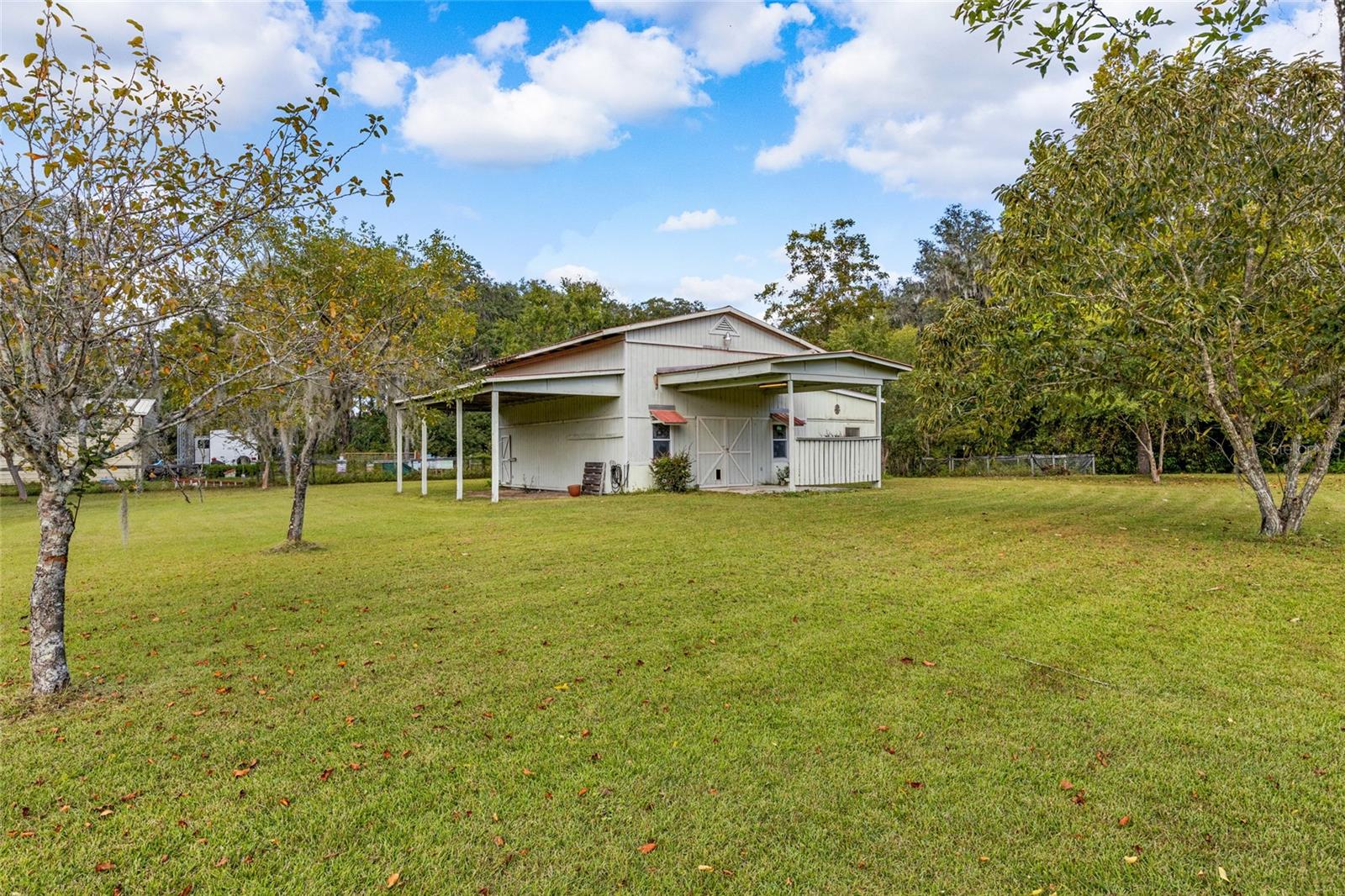16638 N HIGHWAY 329, REDDICK, FL, 32686