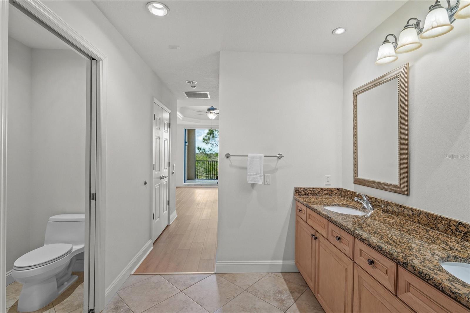 7710 LAKE VISTA CT #404, LAKEWOOD RANCH, FL, 34202