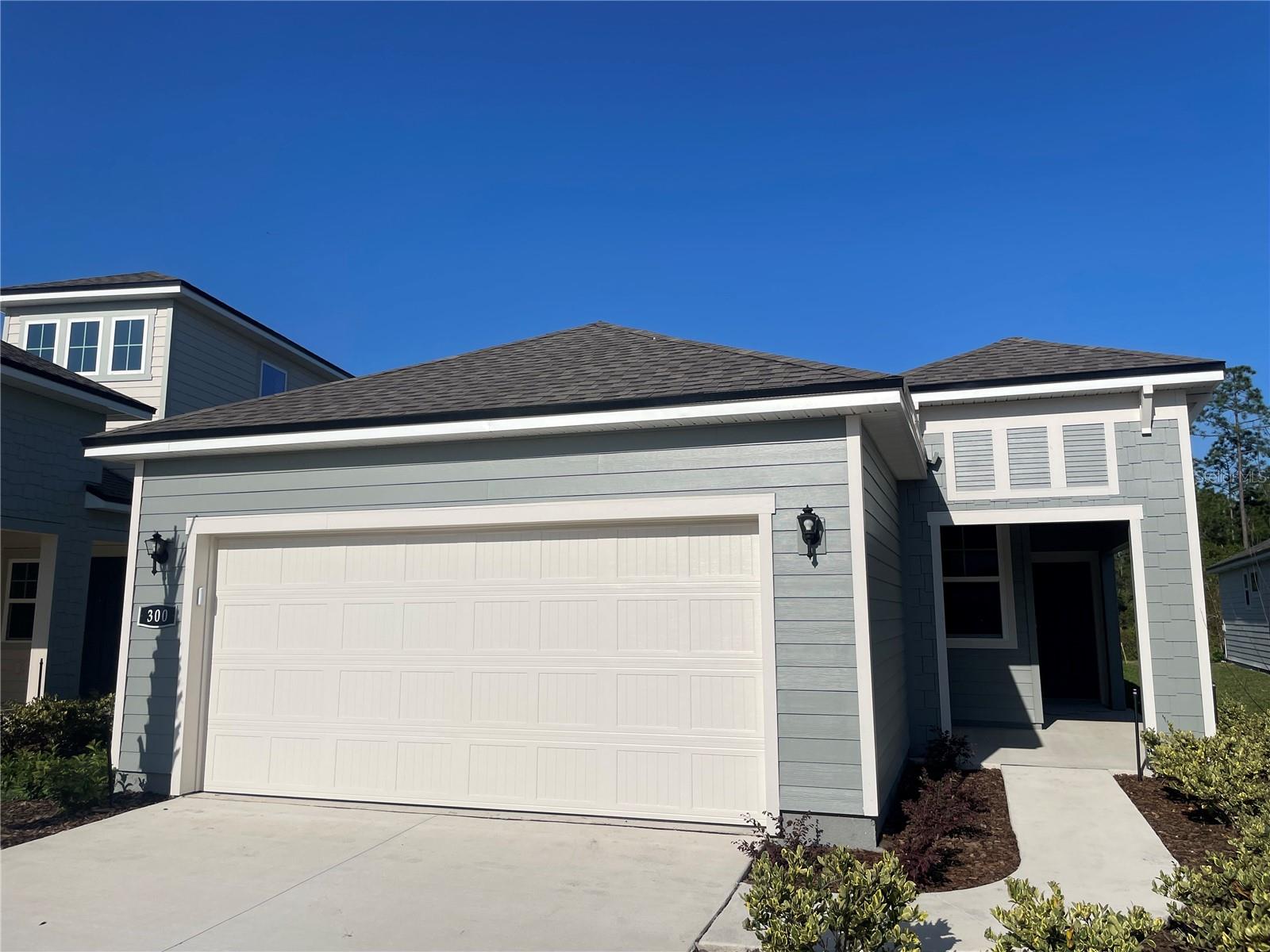 300 MONTGOMERY CT, PALM COAST, FL, 32164
