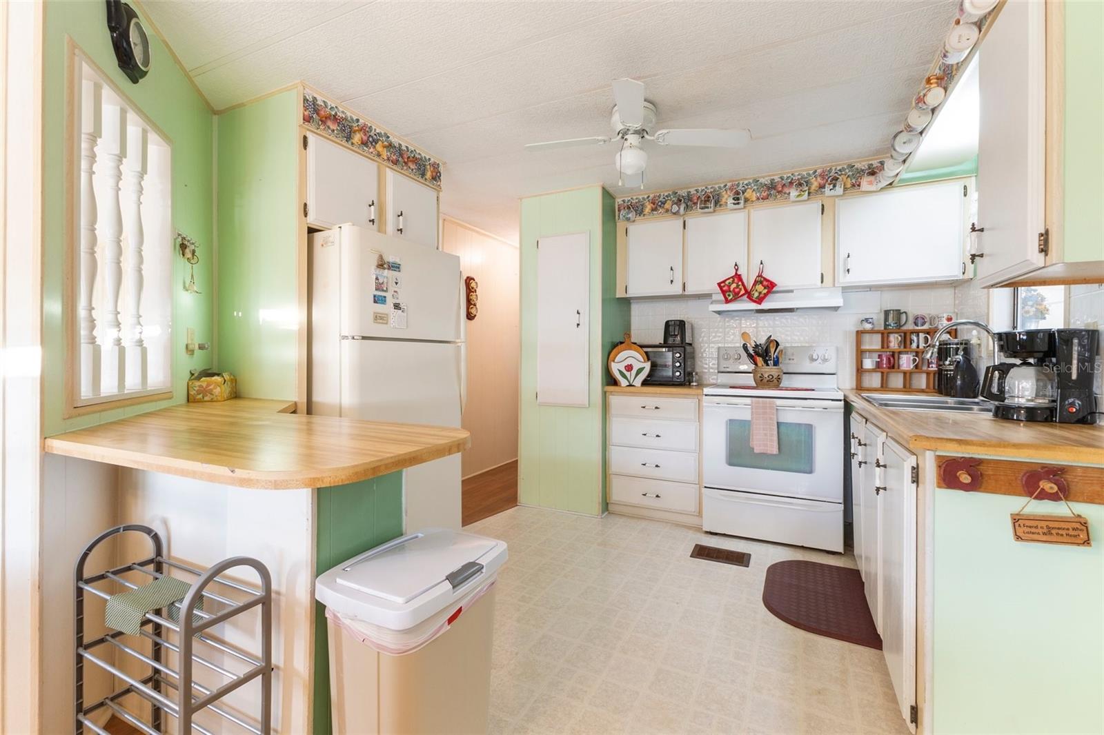 39353 DUNDEE RD, ZEPHYRHILLS, FL, 33542