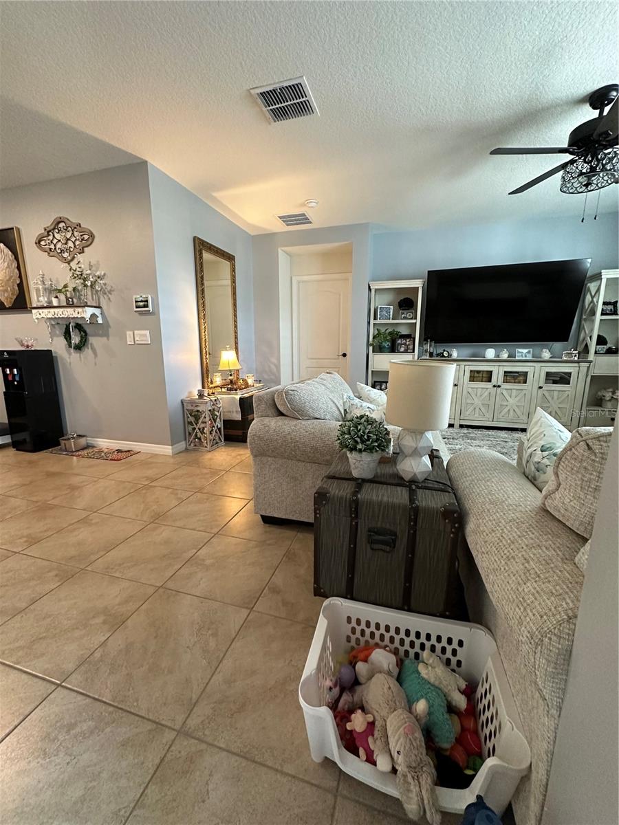 2710 LILYTURF CT, TAVARES, FL, 32778