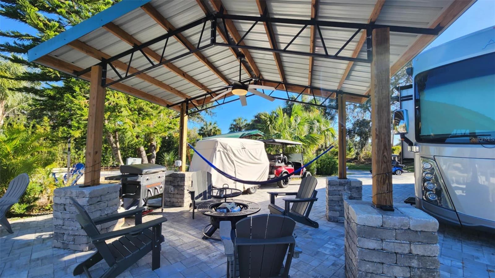 556 WATERWAY DR, LAKE WALES, FL, 33898