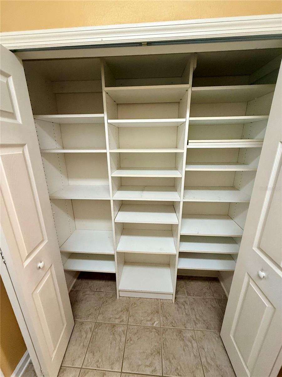 101 AVENHAM DR, DELAND, FL, 32724