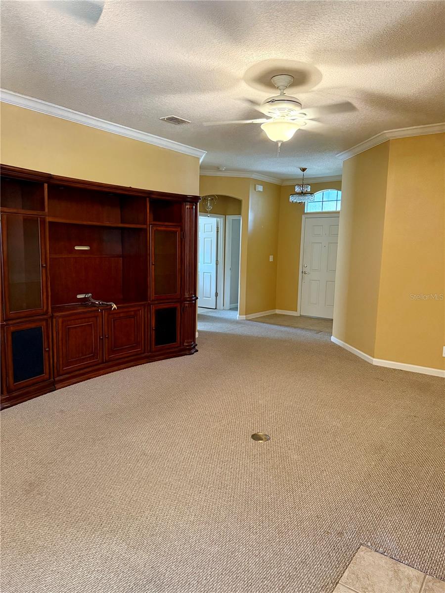 101 AVENHAM DR, DELAND, FL, 32724