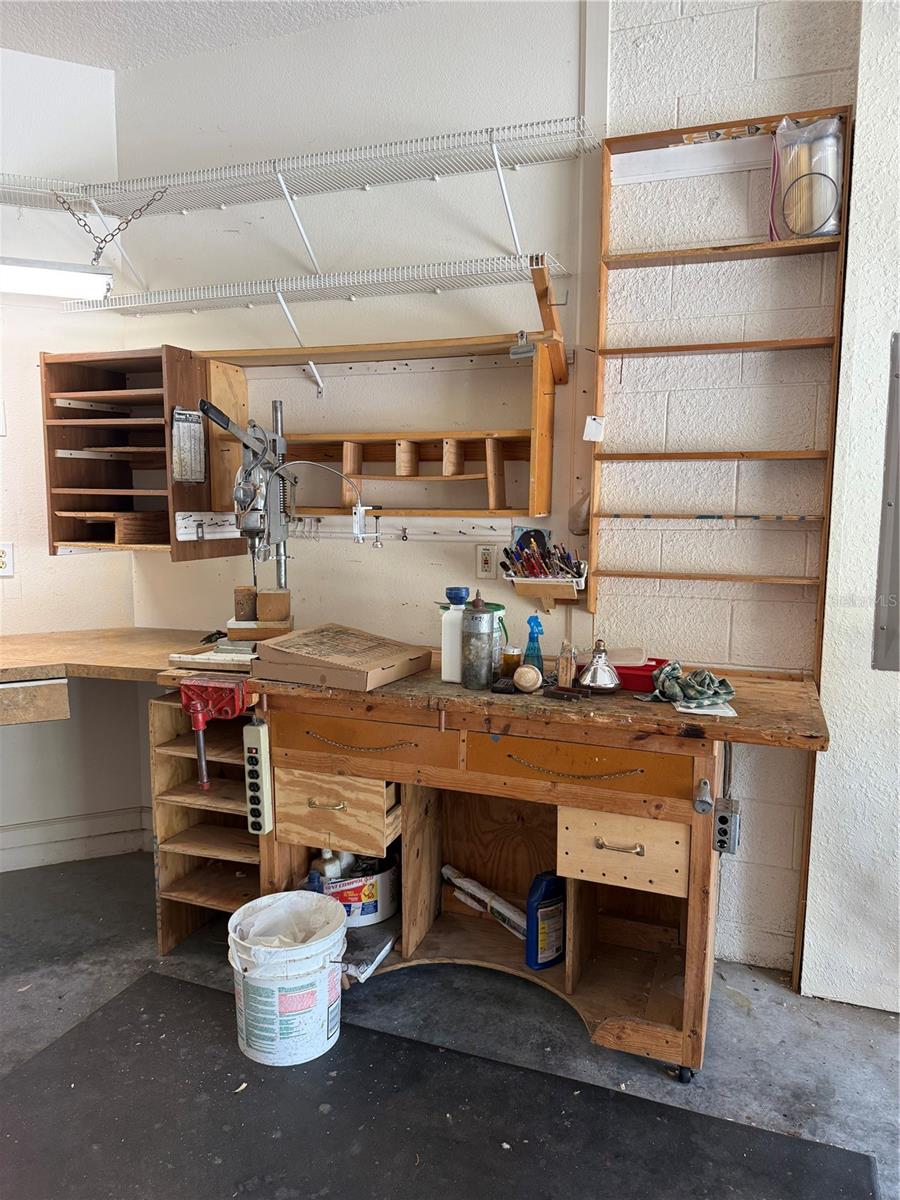 101 AVENHAM DR, DELAND, FL, 32724