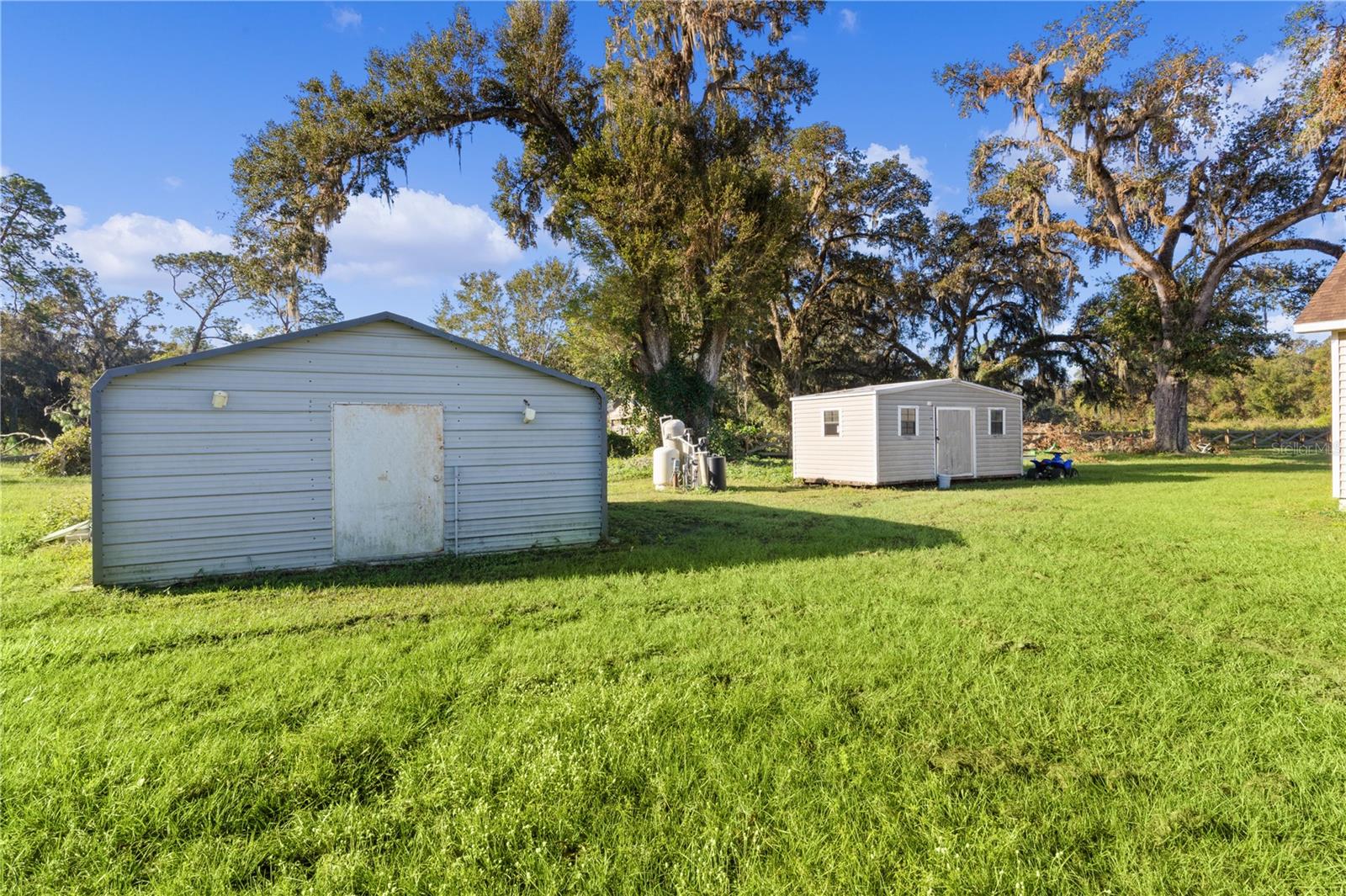 2697 CR 774, WEBSTER, FL, 33597