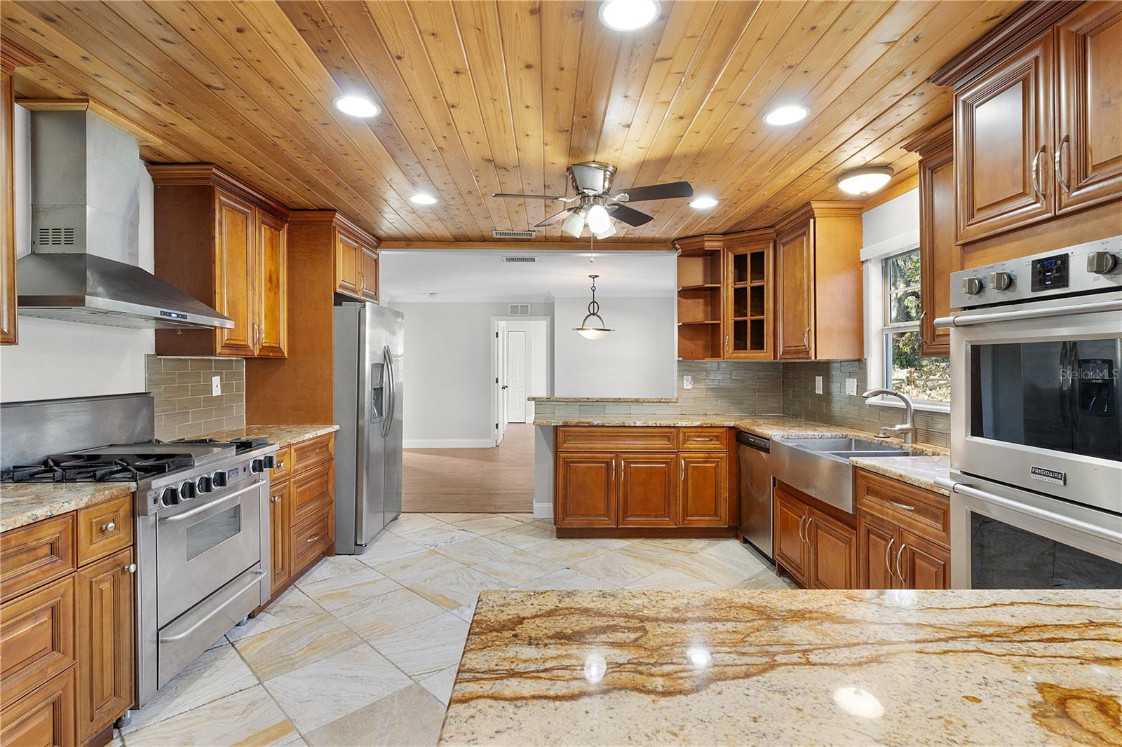 2697 CR 774, WEBSTER, FL, 33597