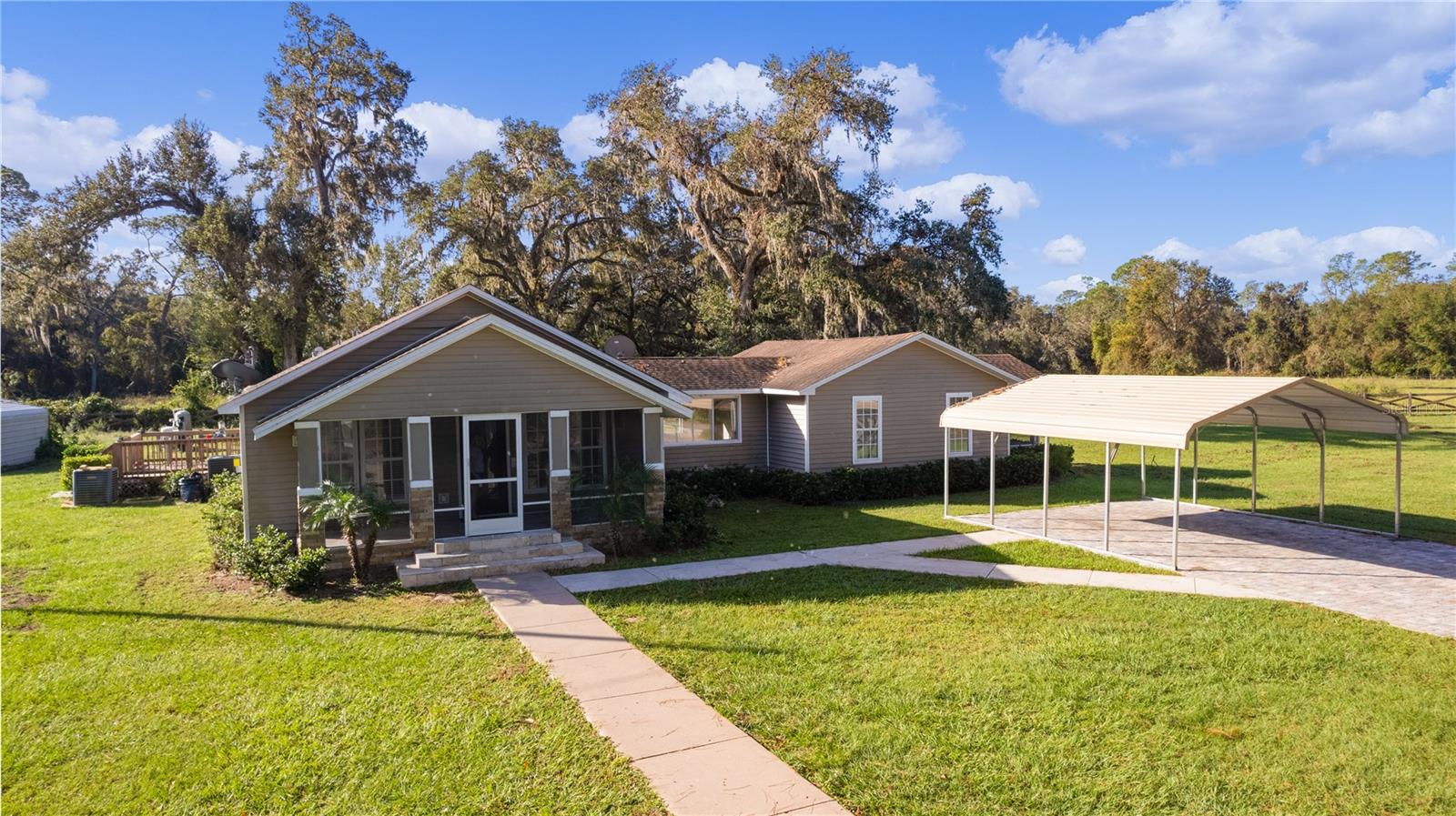 2697 CR 774, WEBSTER, FL, 33597
