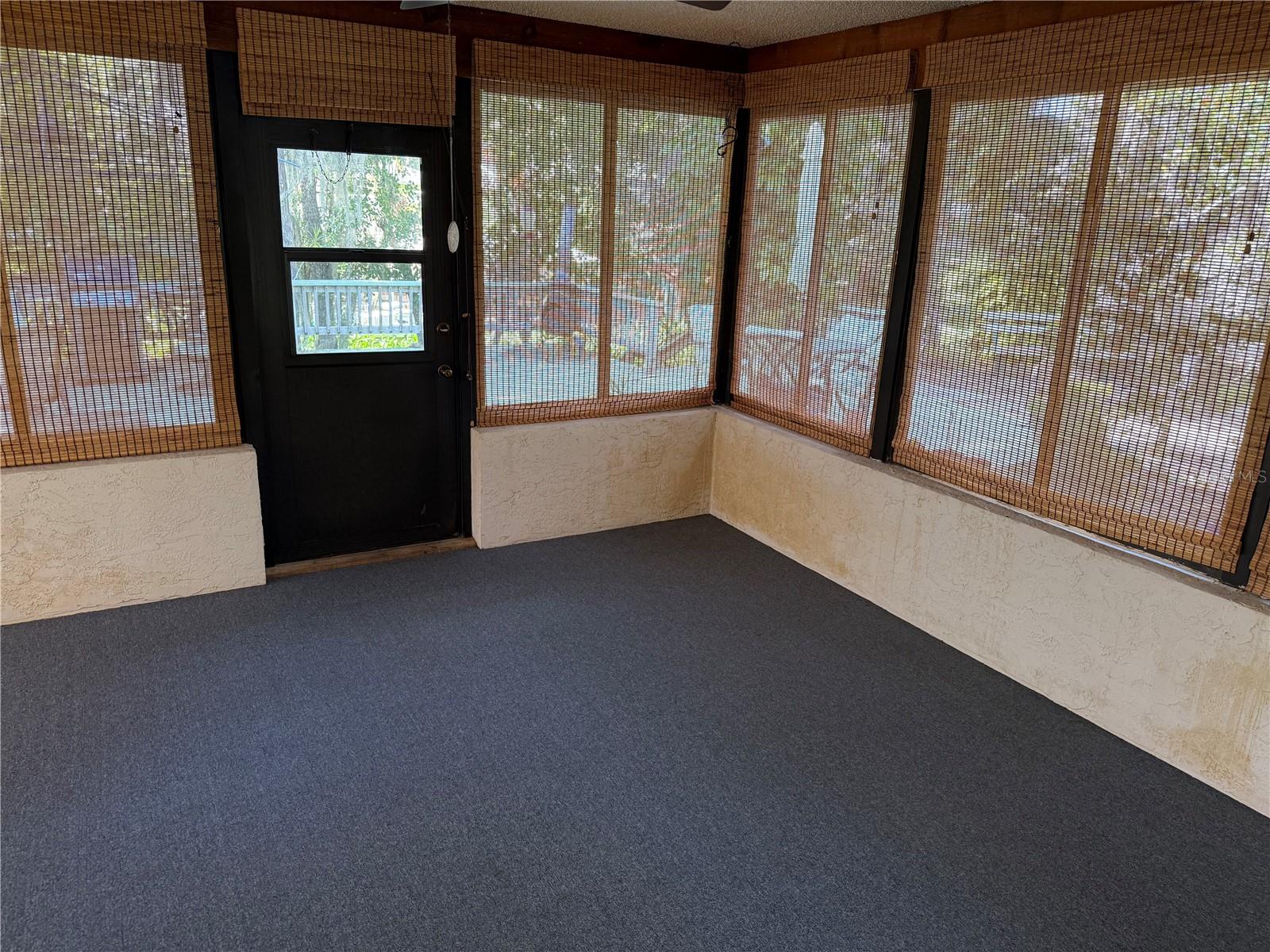 2494 COUNTY ROAD 447, LAKE PANASOFFKEE, FL, 33538