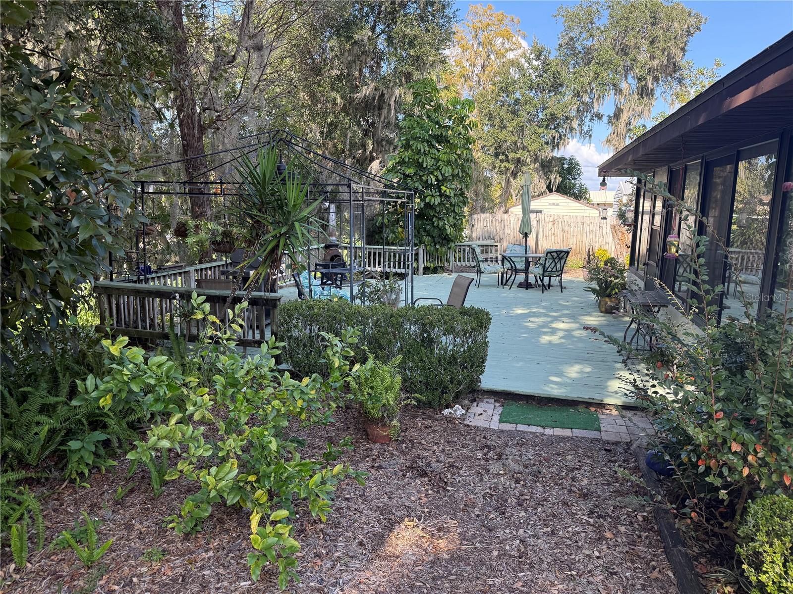 2494 COUNTY ROAD 447, LAKE PANASOFFKEE, FL, 33538