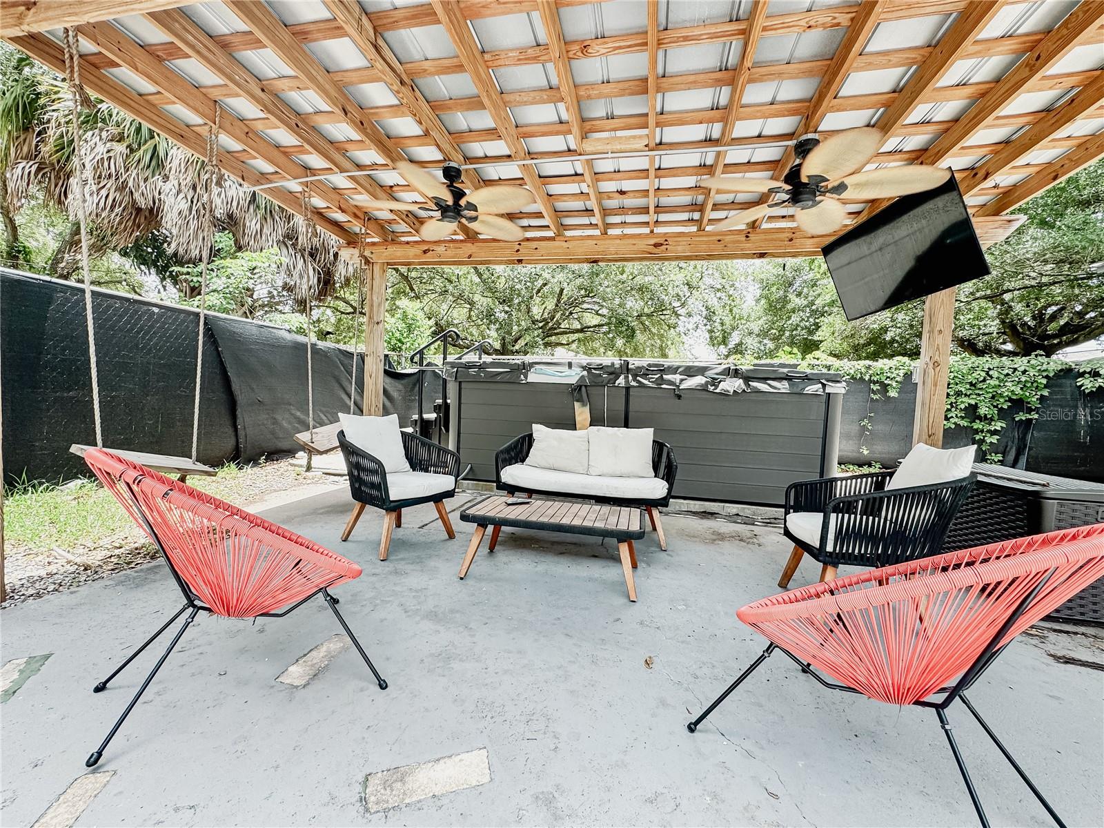 1516 E 31ST AVE, TAMPA, FL, 33610