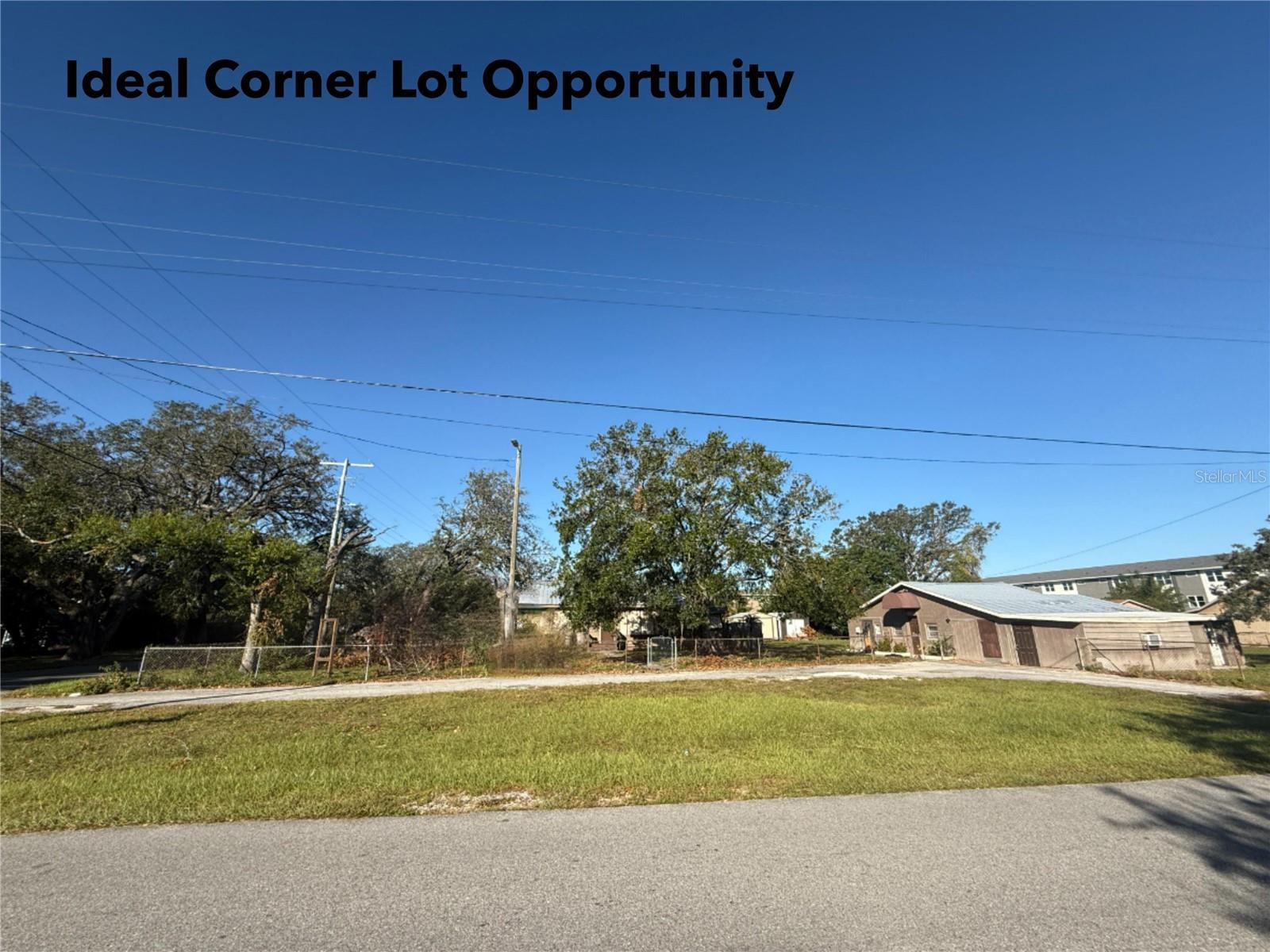 3405 W KENYON AVE, TAMPA, FL, 33614