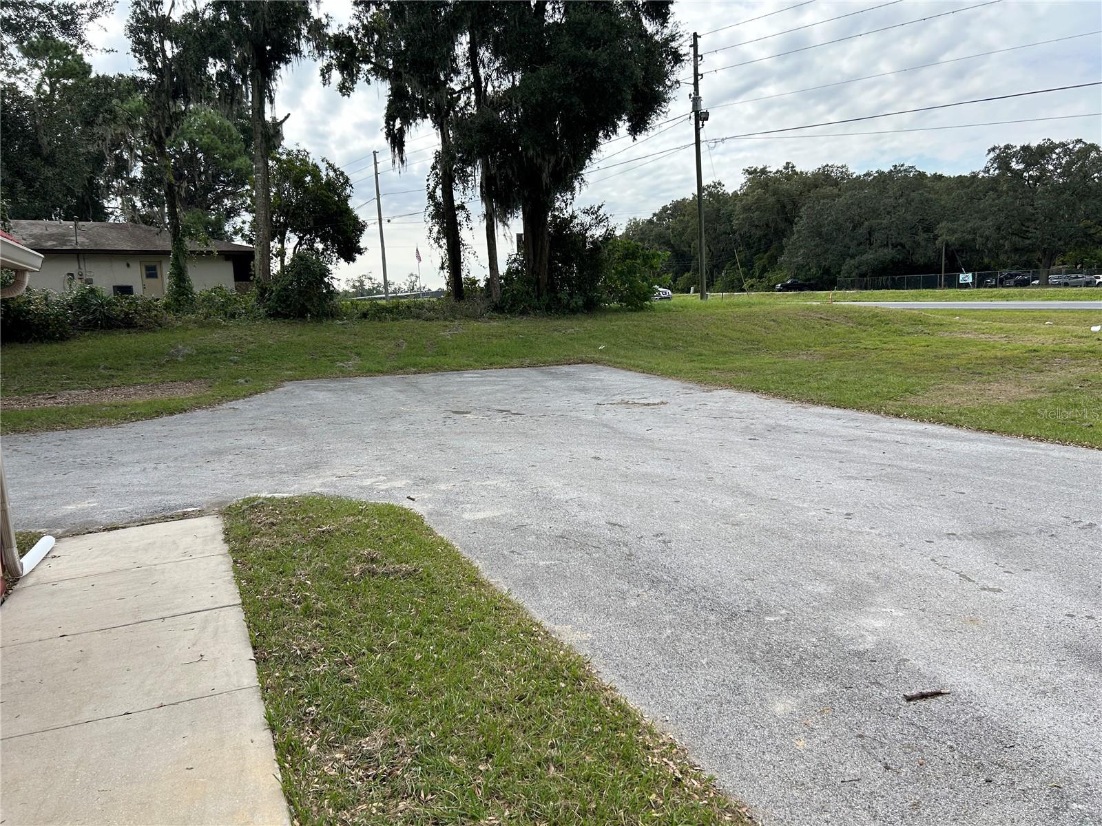 9579 98TH  HWY  441 HWY, OCALA, FL, 34476