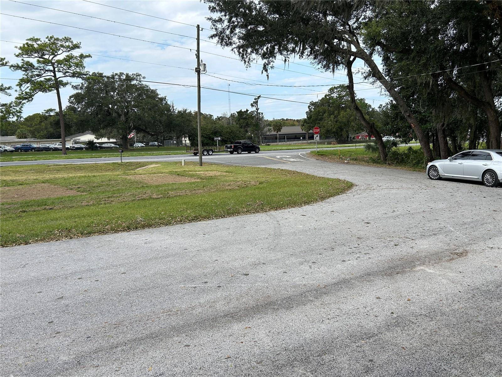 9579 98TH  HWY  441 HWY, OCALA, FL, 34476