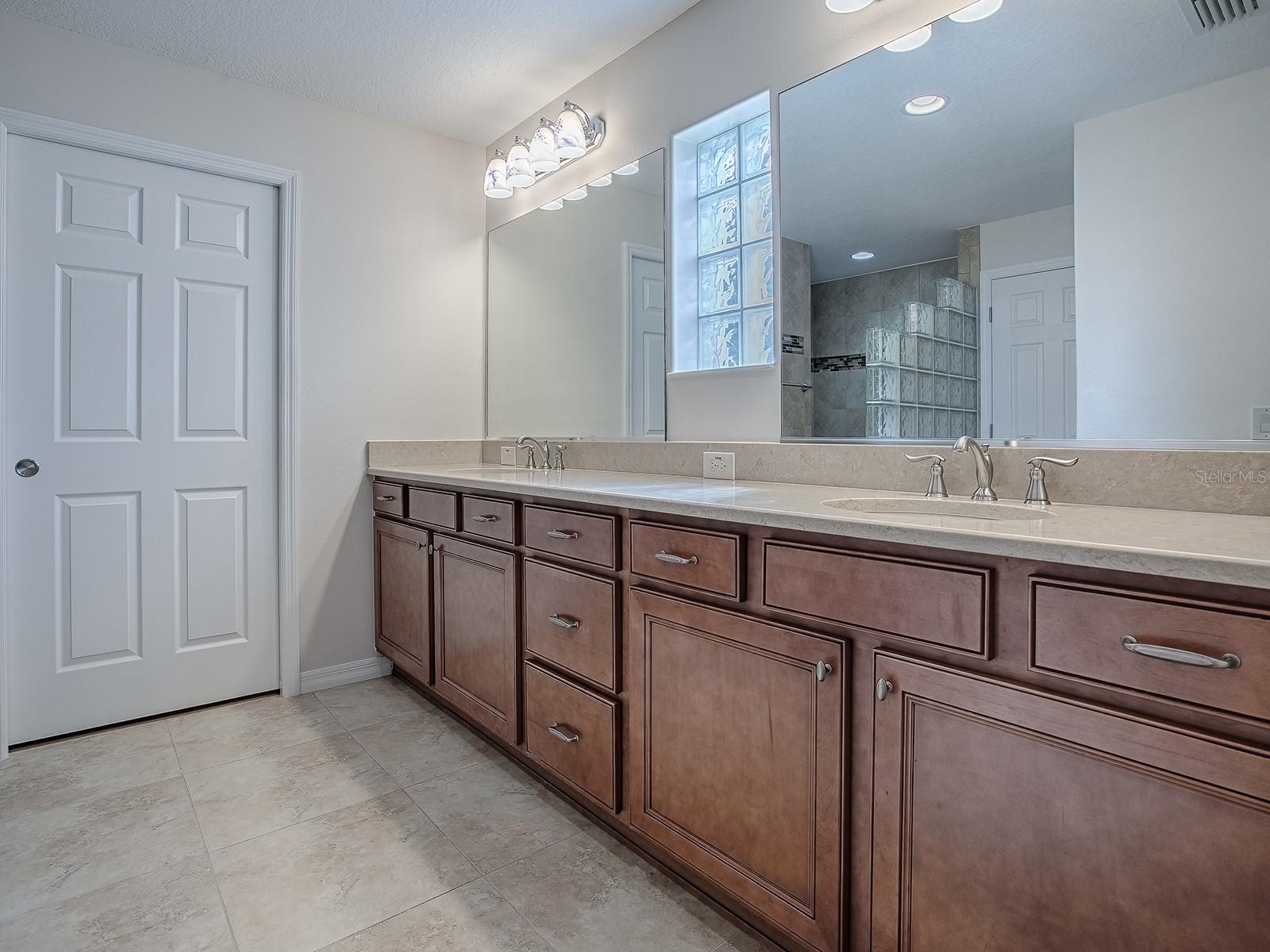 3076 BLACKSTOCK WAY, THE VILLAGES, FL, 32163