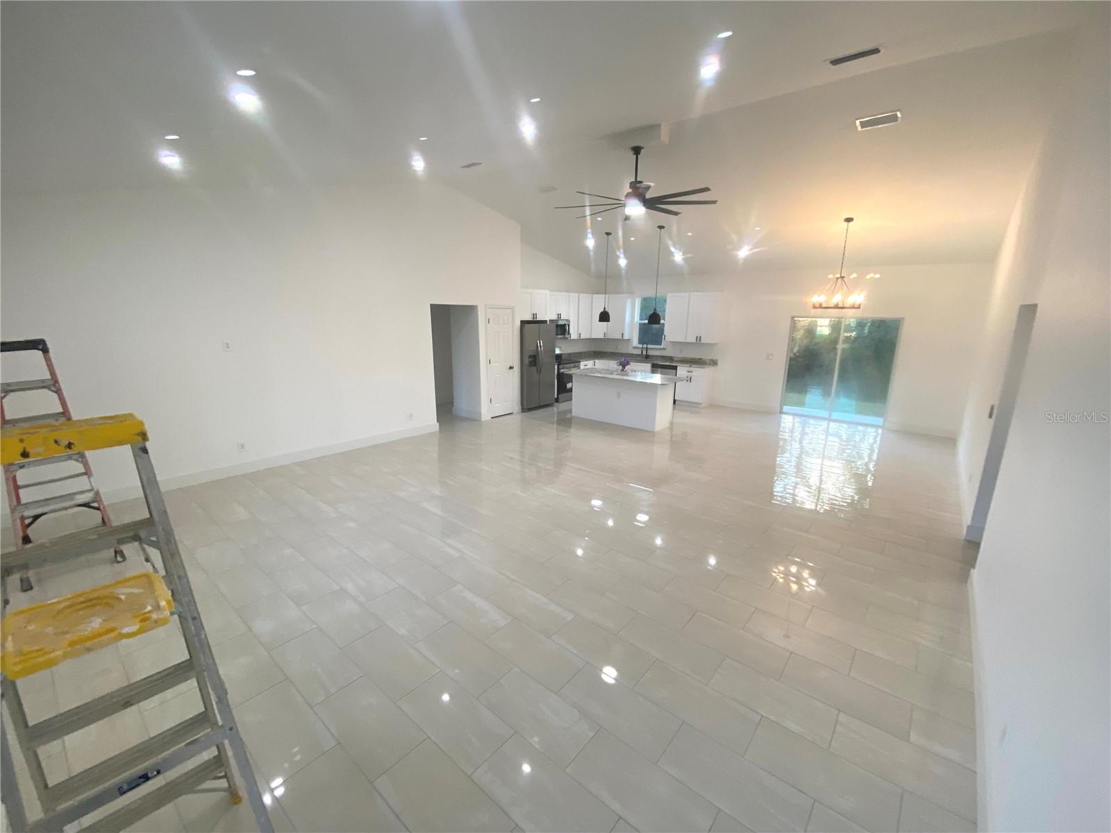 905 RENAULT AVE, SEBRING, FL, 33872