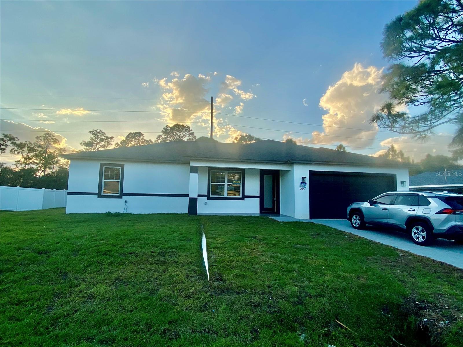 905 RENAULT AVE, SEBRING, FL, 33872