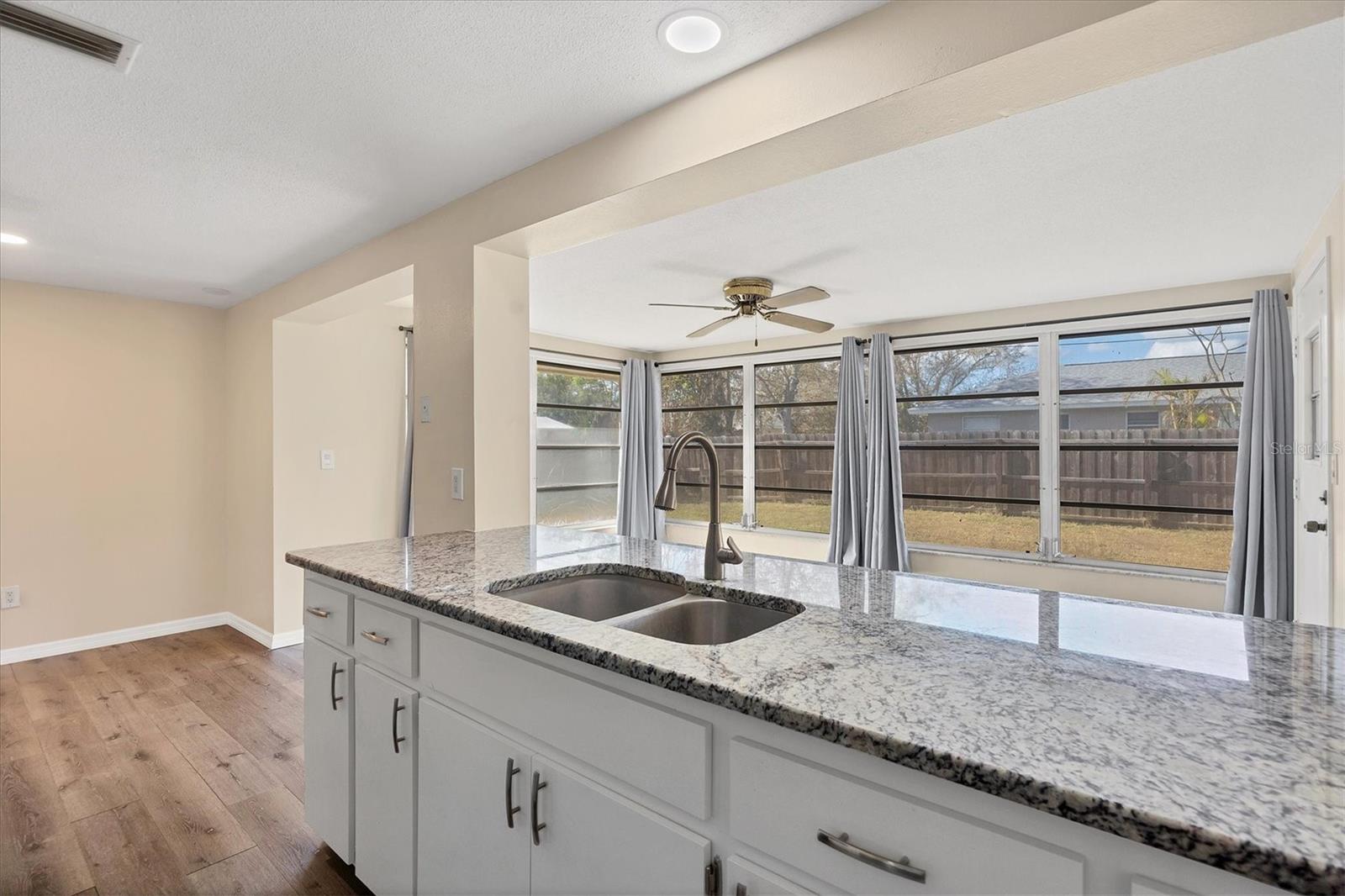 400 BLUEBELL RD, VENICE, FL, 34293