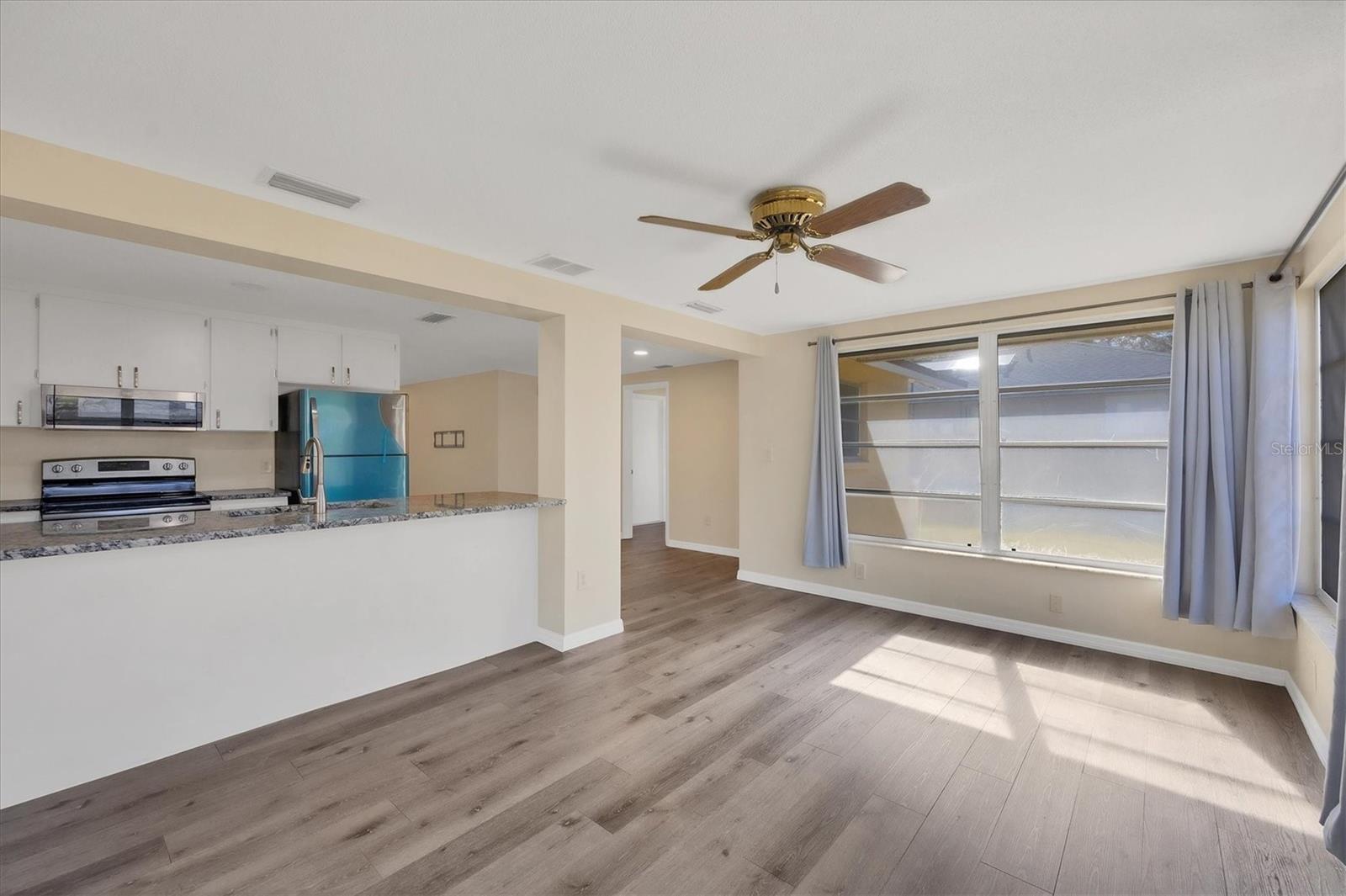 400 BLUEBELL RD, VENICE, FL, 34293