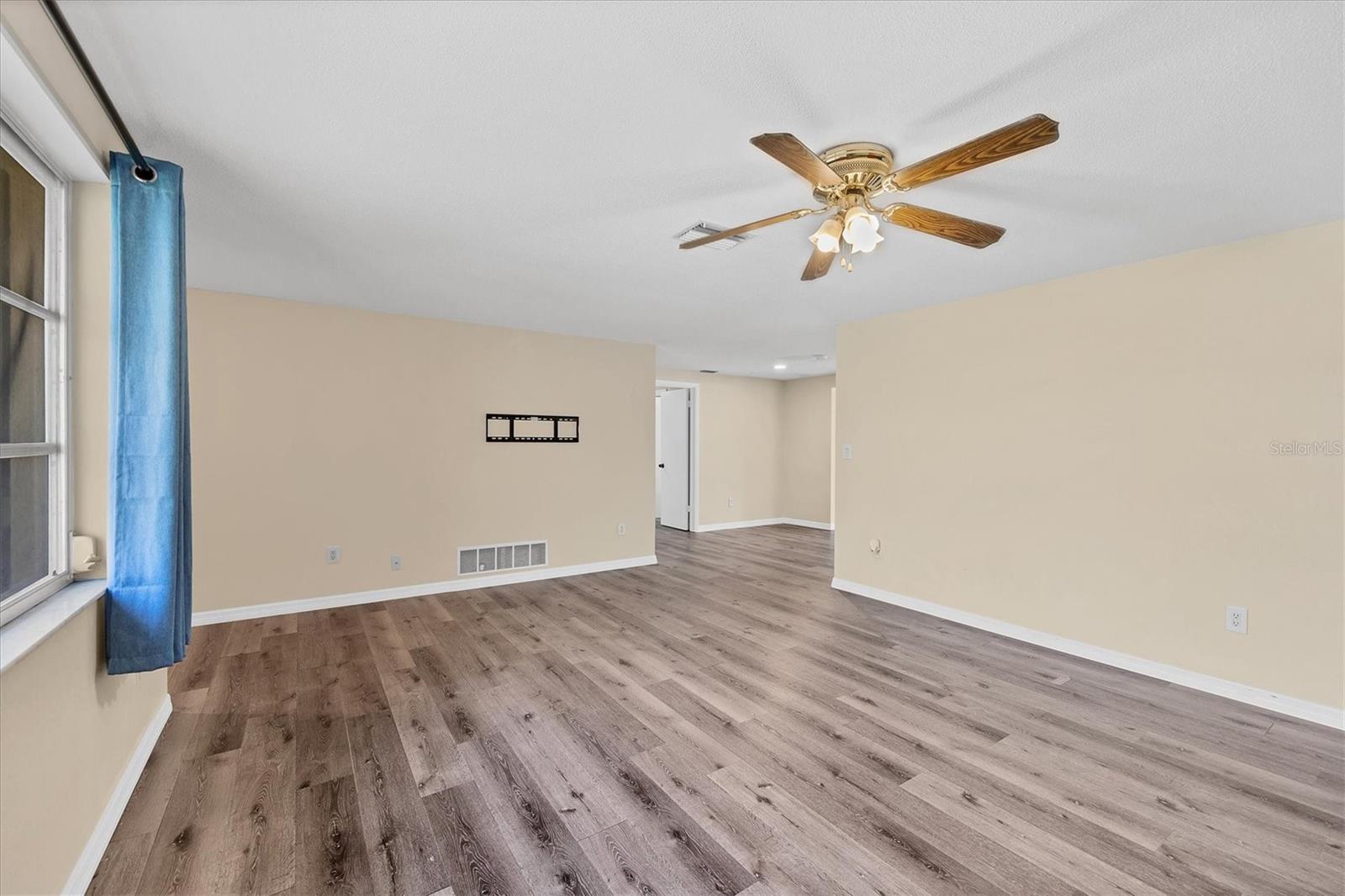 400 BLUEBELL RD, VENICE, FL, 34293