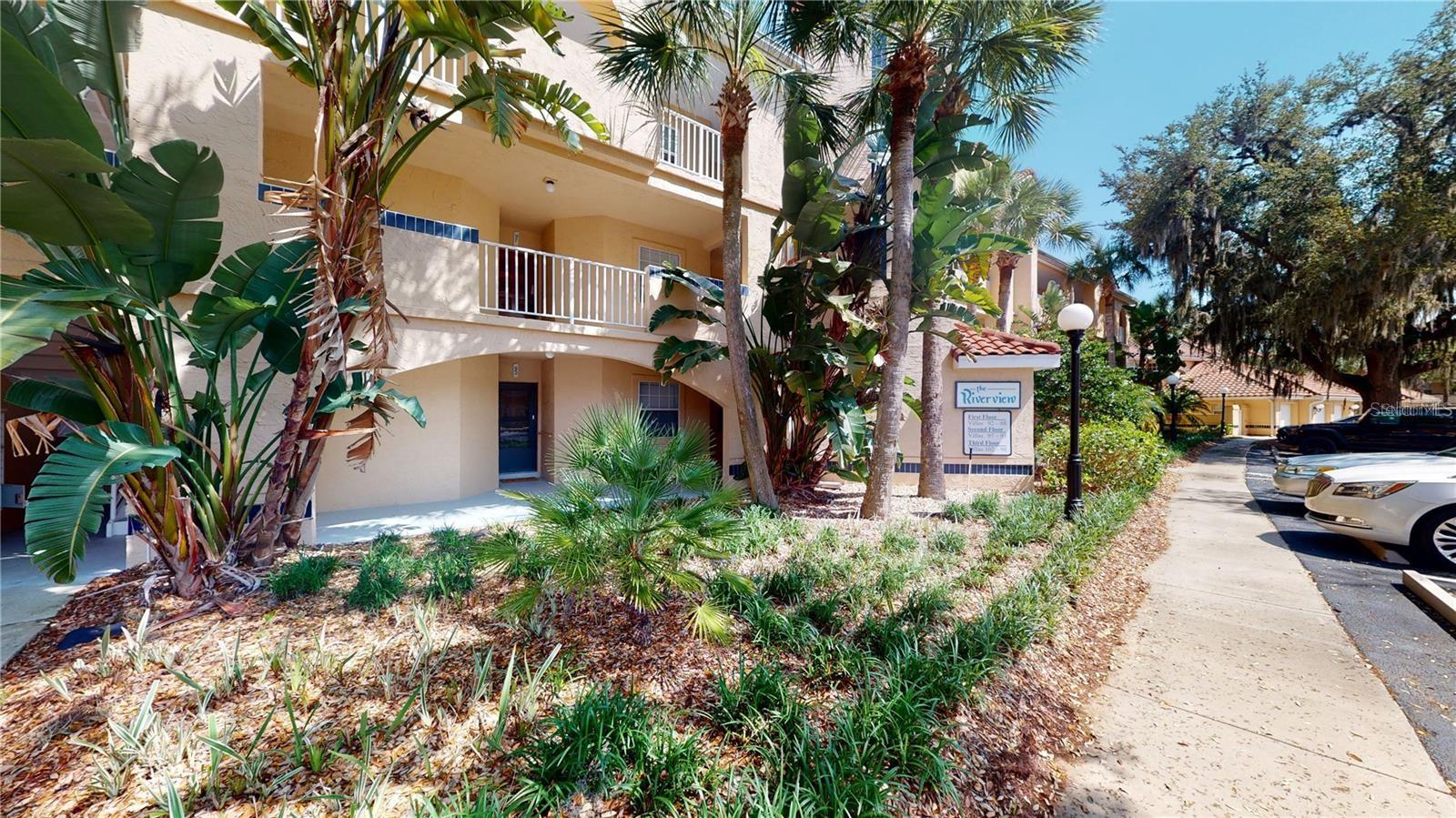 100 RIVERS EDGE LN, PALM COAST, FL, 32137