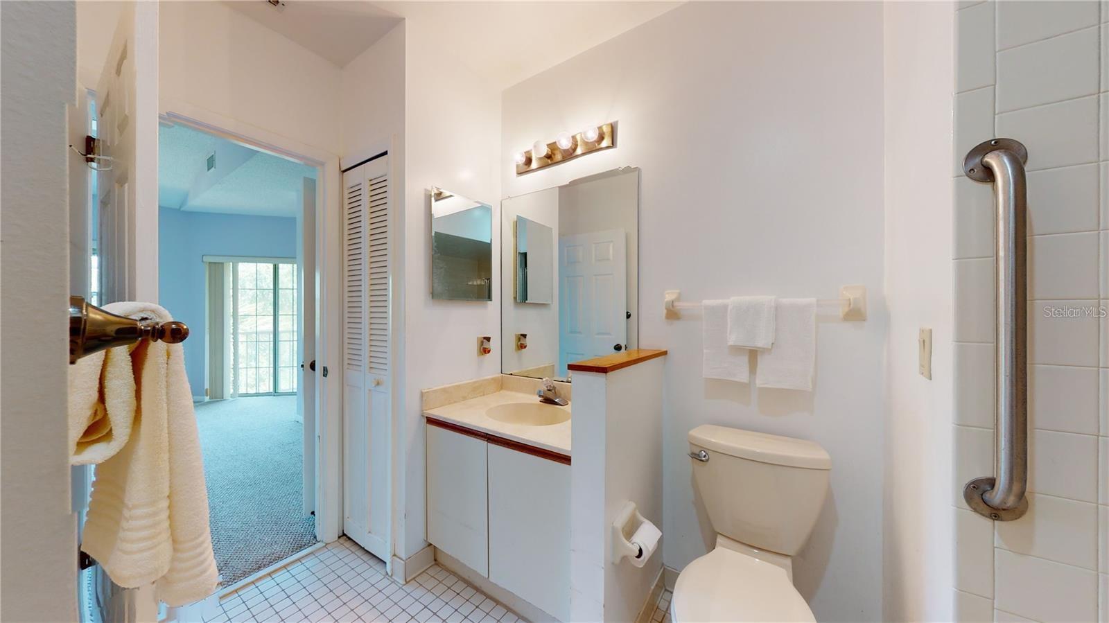 100 RIVERS EDGE LN, PALM COAST, FL, 32137