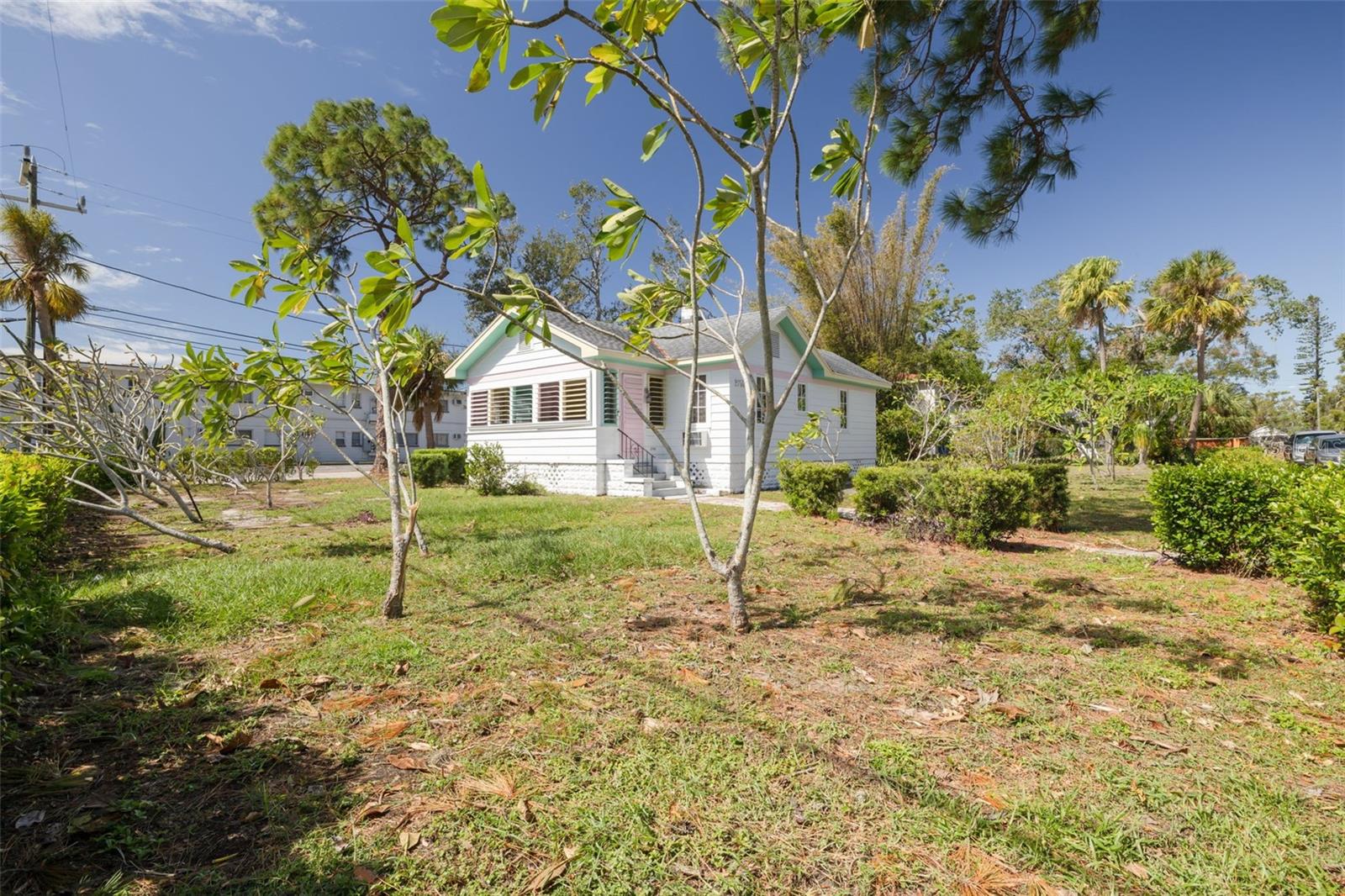 2755 EDWARDS AVE S, ST PETERSBURG, FL, 33705