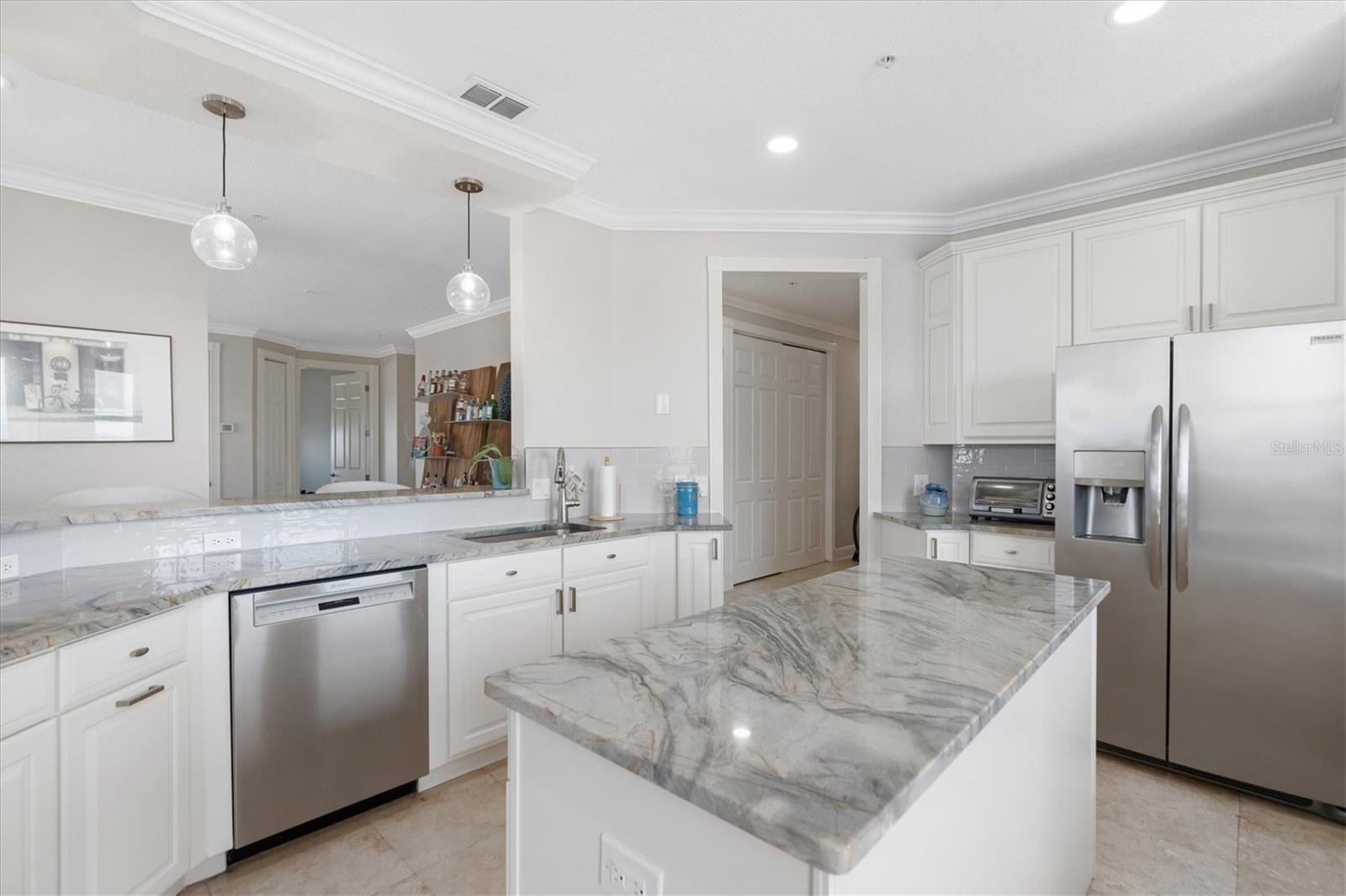 10133 GULF BLVD #E3, TREASURE ISLAND, FL, 33706