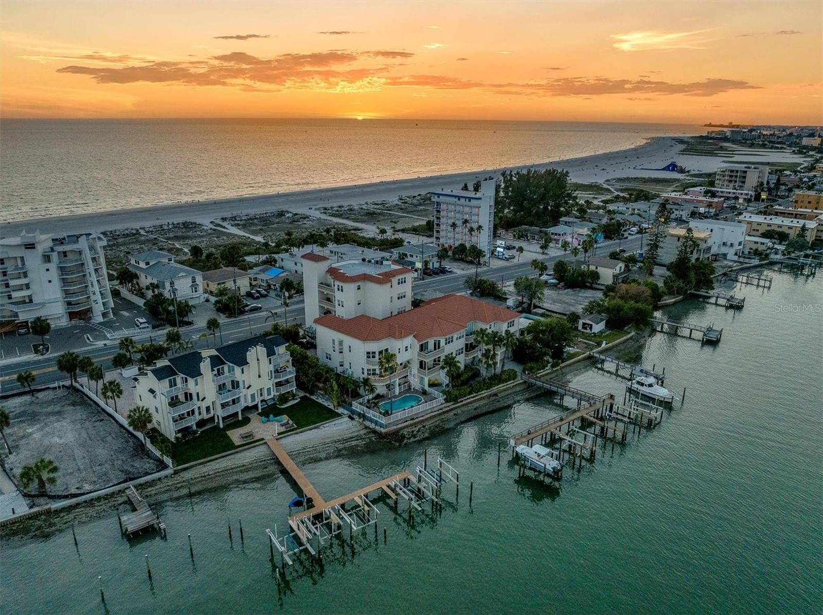 10133 GULF BLVD #E3, TREASURE ISLAND, FL, 33706