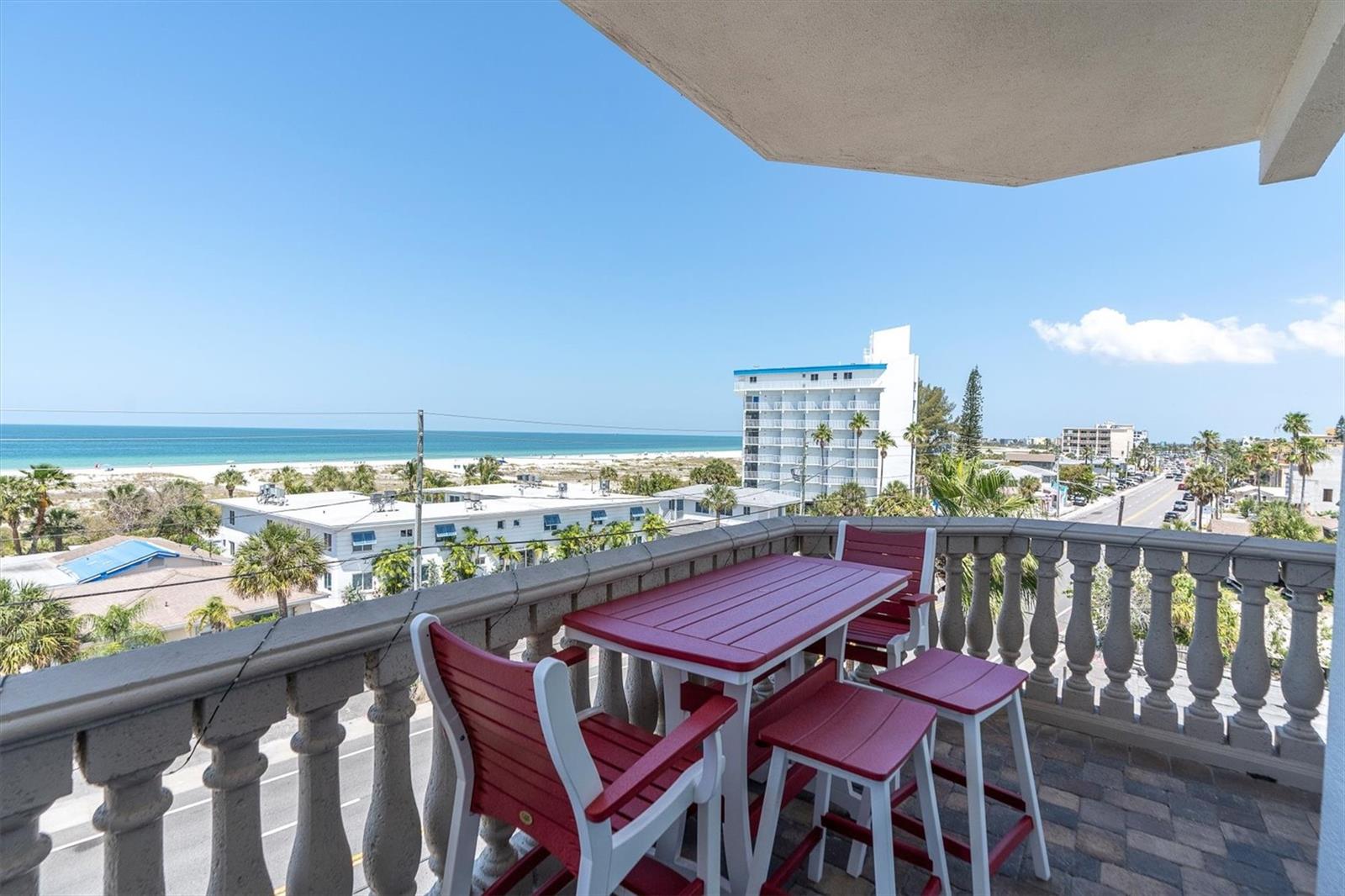 10133 GULF BLVD #E3, TREASURE ISLAND, FL, 33706