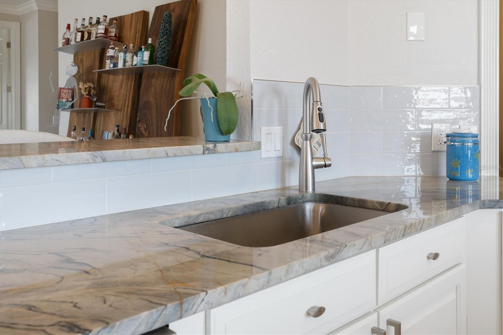 10133 GULF BLVD #E3, TREASURE ISLAND, FL, 33706