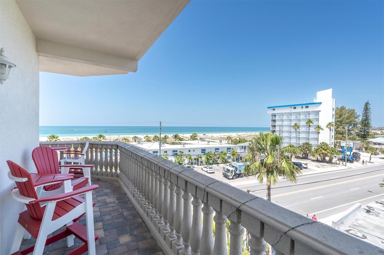 10133 GULF BLVD #E3, TREASURE ISLAND, FL, 33706