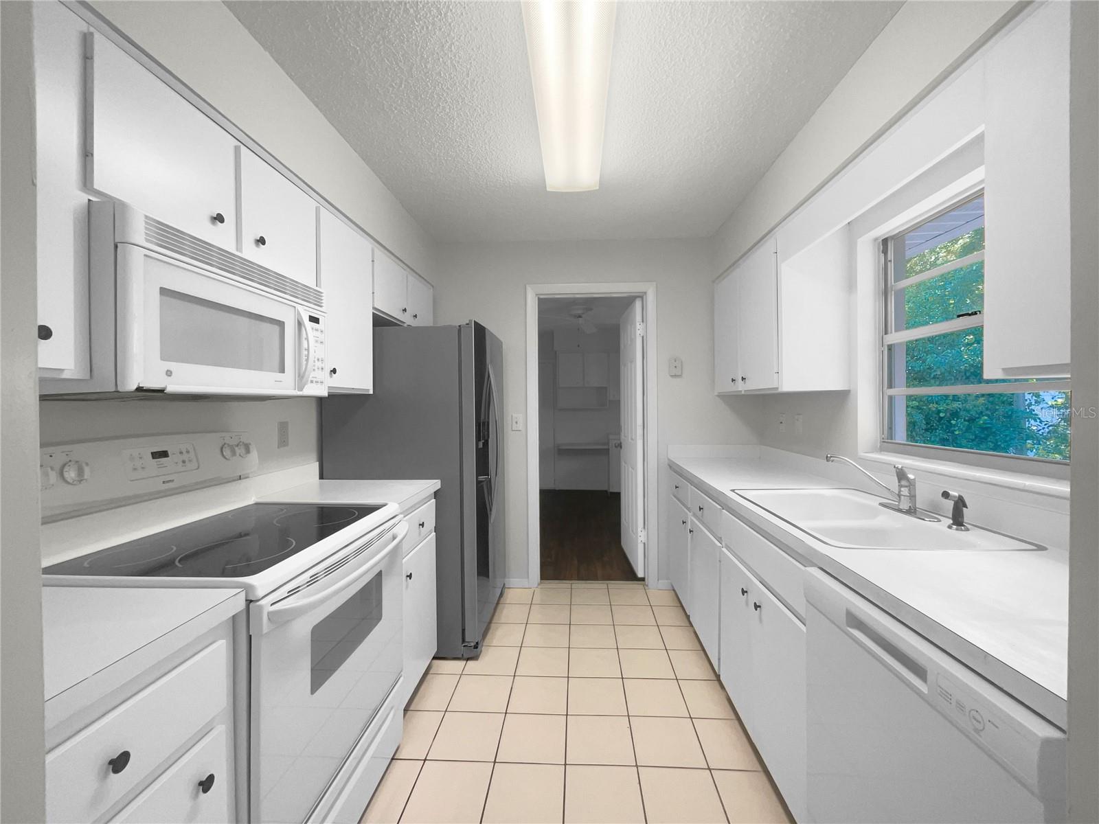 46 COLUMBINE TRL, DEBARY, FL, 32713