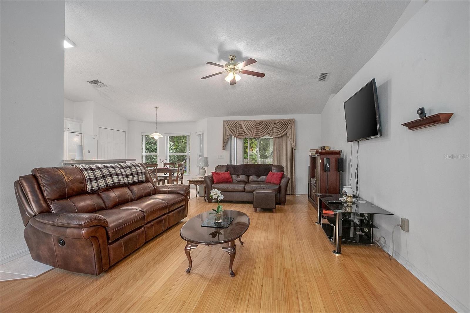 1211 HUMPHREY BLVD, DELTONA, FL, 32738