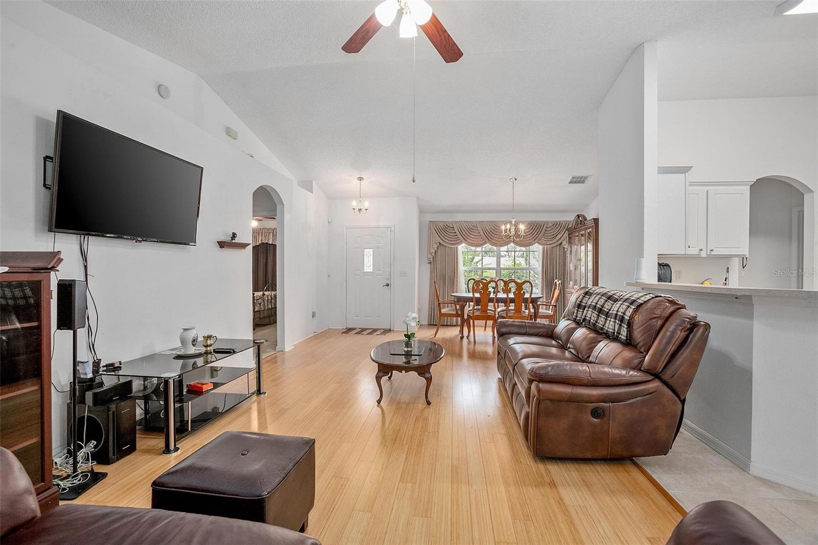 1211 HUMPHREY BLVD, DELTONA, FL, 32738
