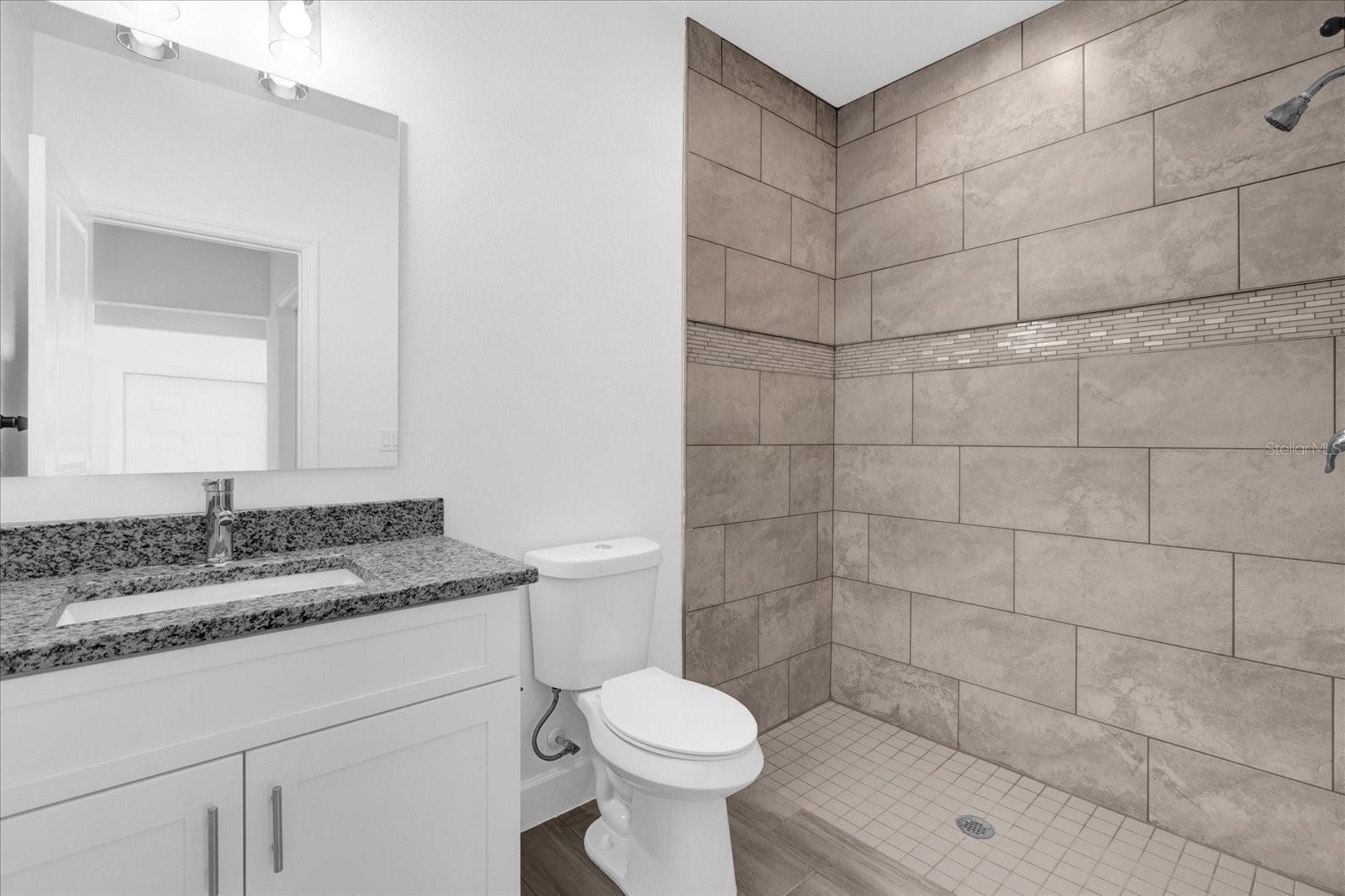 454 LAKE SHORE PKWY, DAVENPORT, FL, 33896