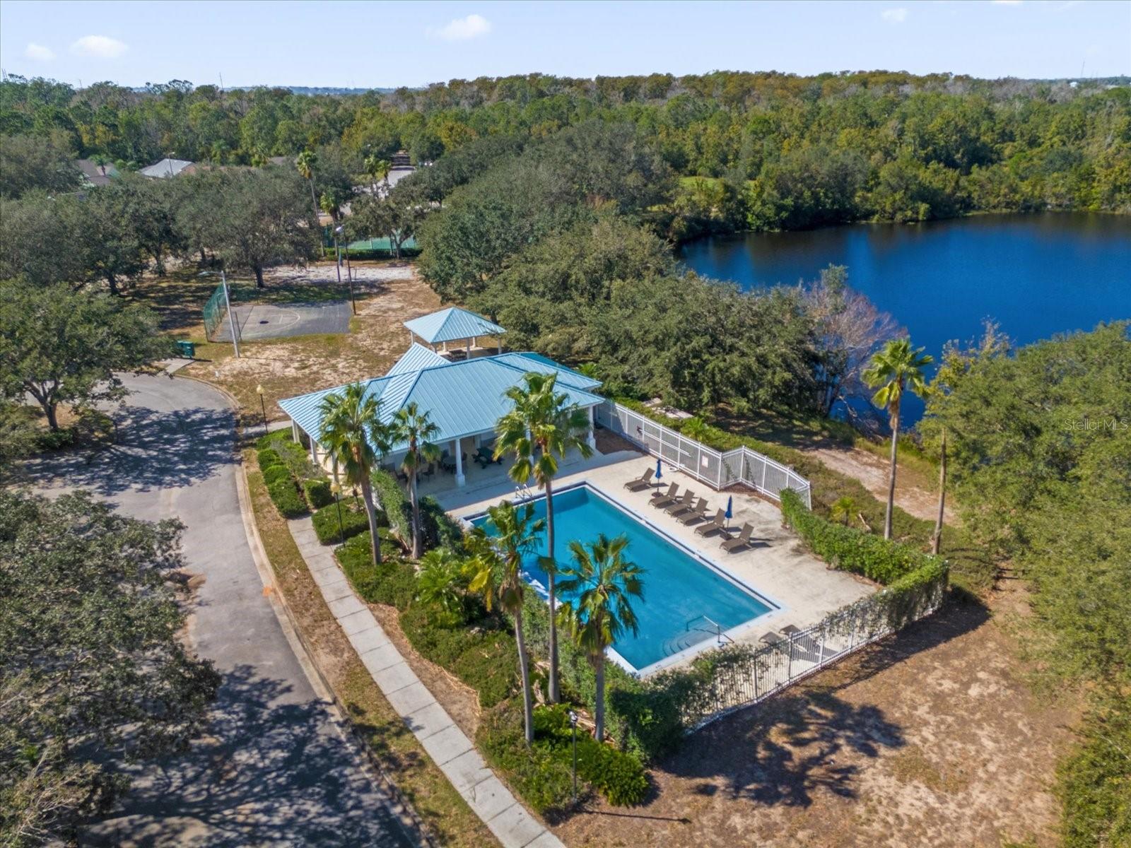454 LAKE SHORE PKWY, DAVENPORT, FL, 33896