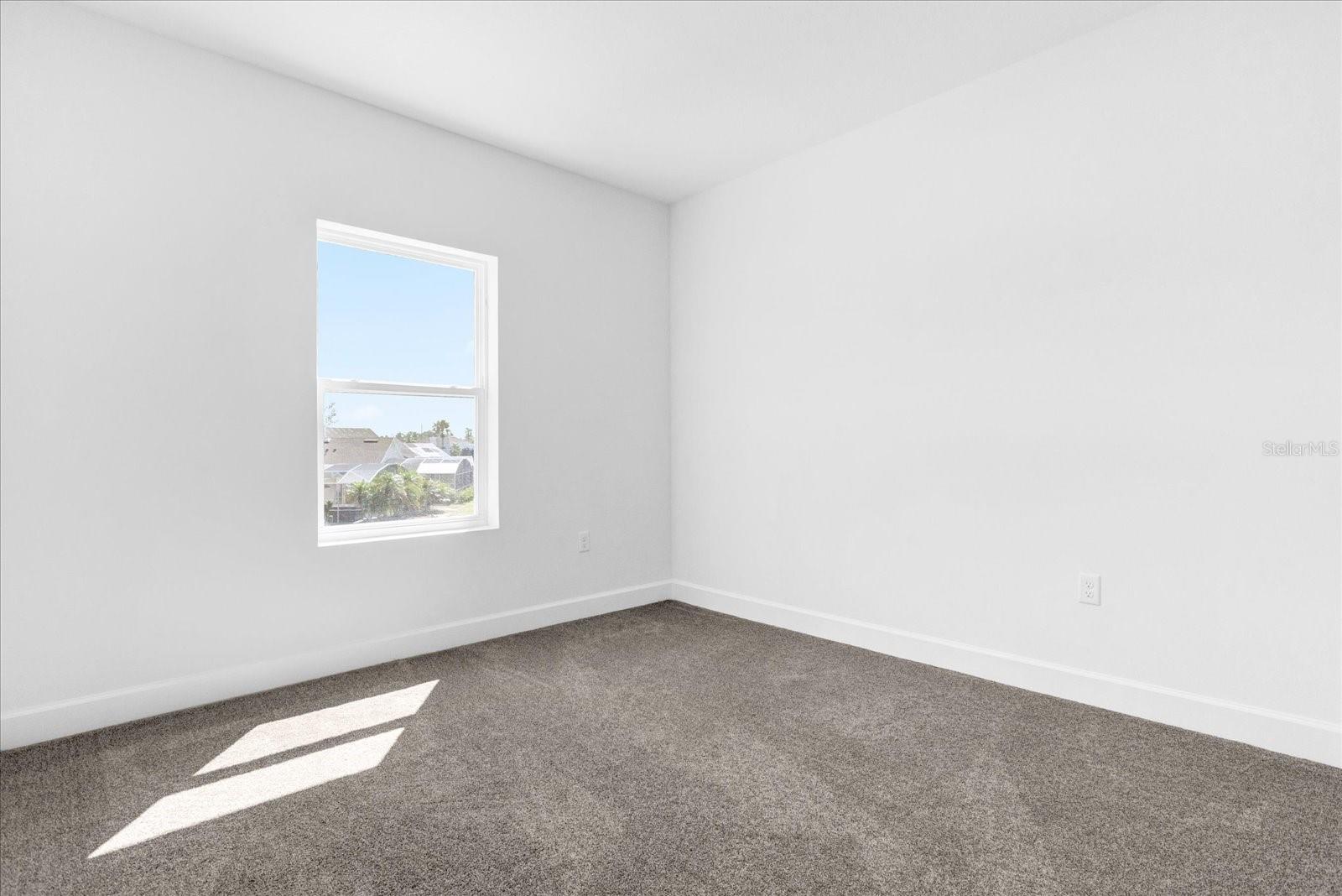 454 LAKE SHORE PKWY, DAVENPORT, FL, 33896