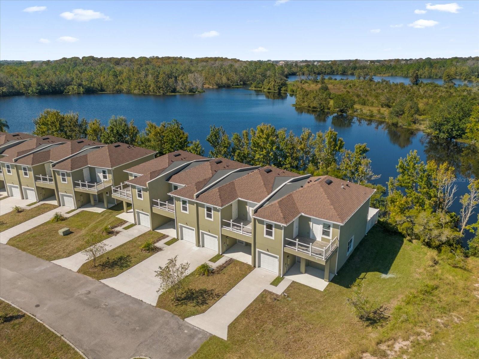 454 LAKE SHORE PKWY, DAVENPORT, FL, 33896
