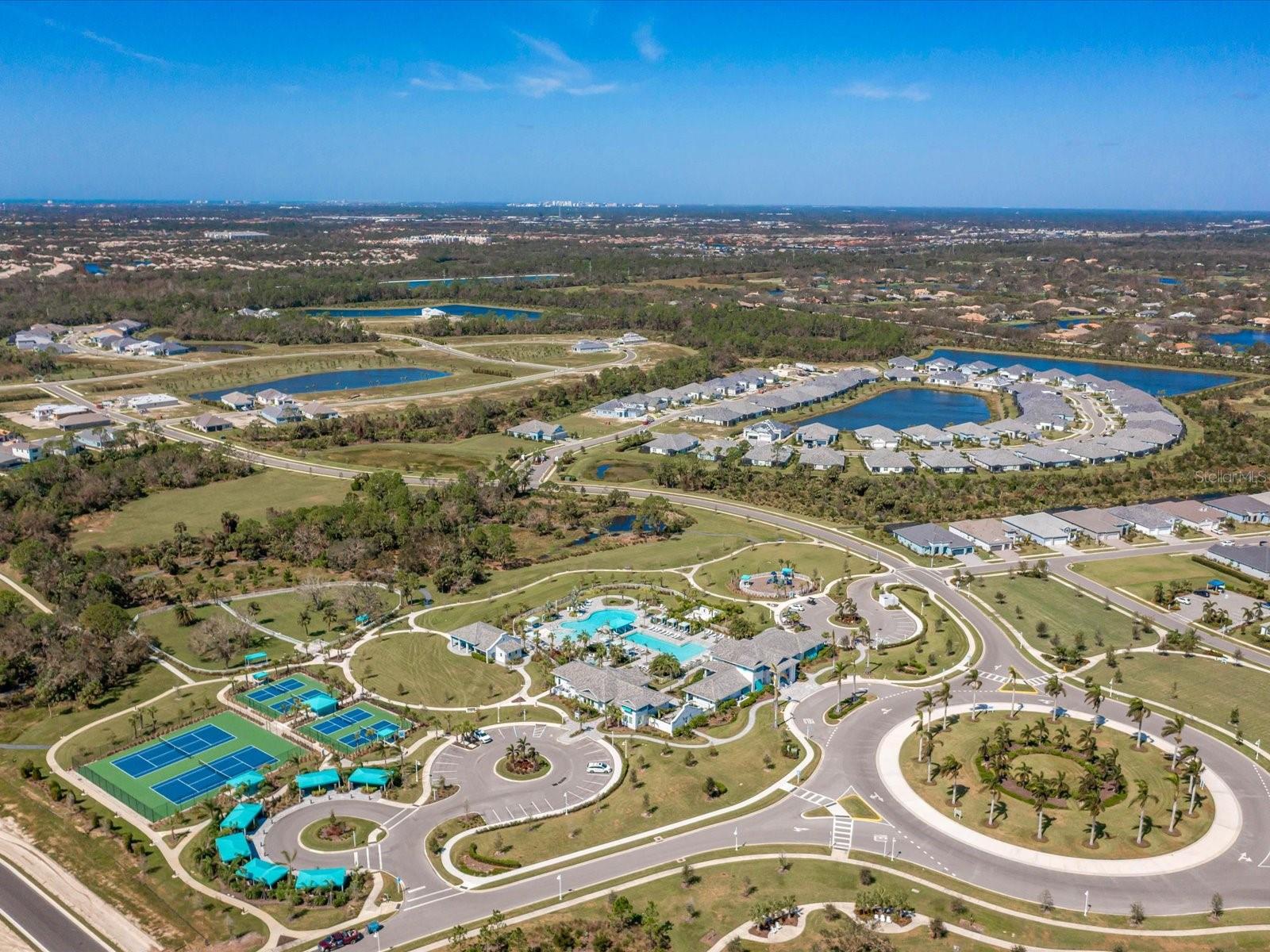 10176 CANAVERAL CIR, SARASOTA, FL, 34241