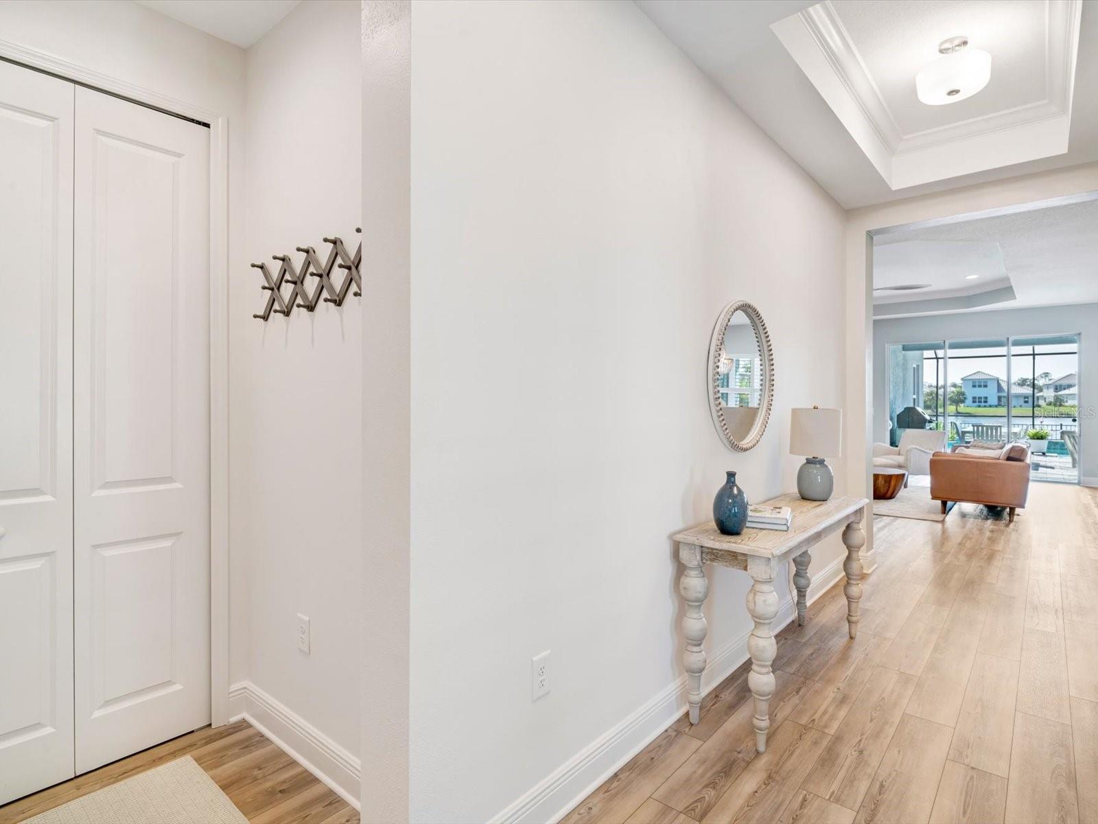 10176 CANAVERAL CIR, SARASOTA, FL, 34241
