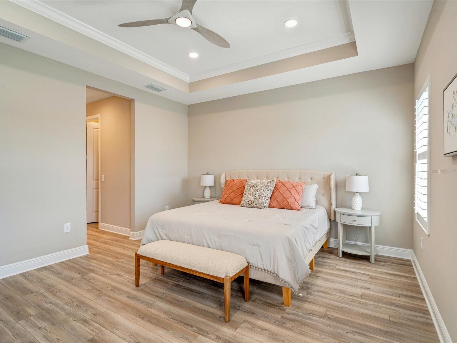 10176 CANAVERAL CIR, SARASOTA, FL, 34241
