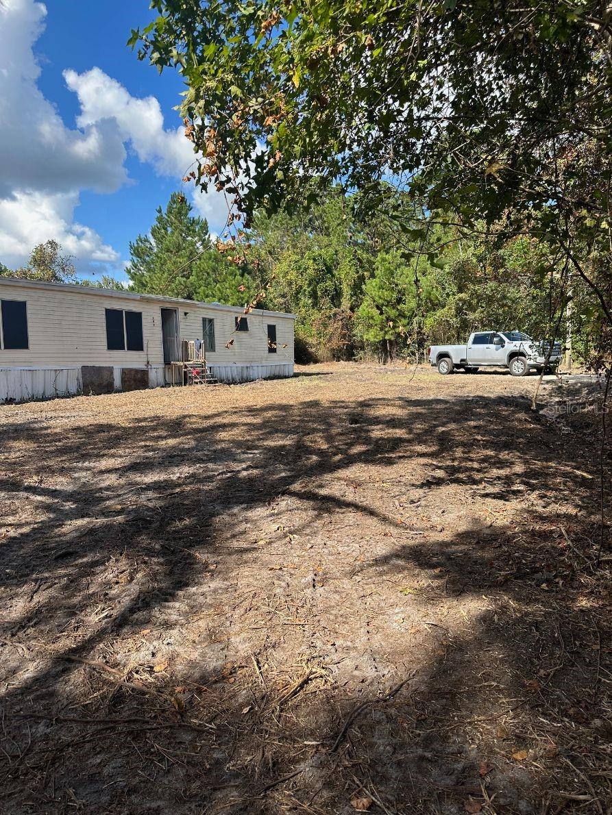 109 E MOCCASIN CREEK LN, PALATKA, FL, 32177