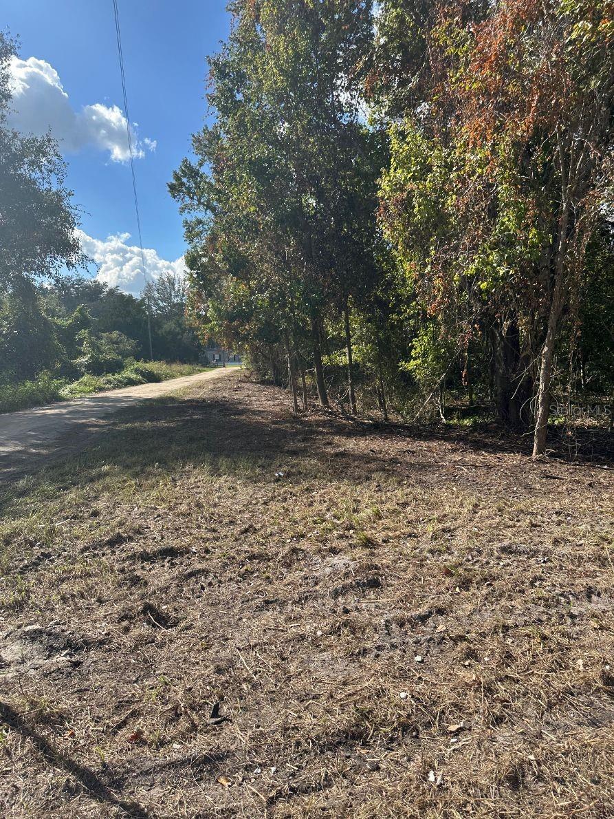 109 E MOCCASIN CREEK LN, PALATKA, FL, 32177