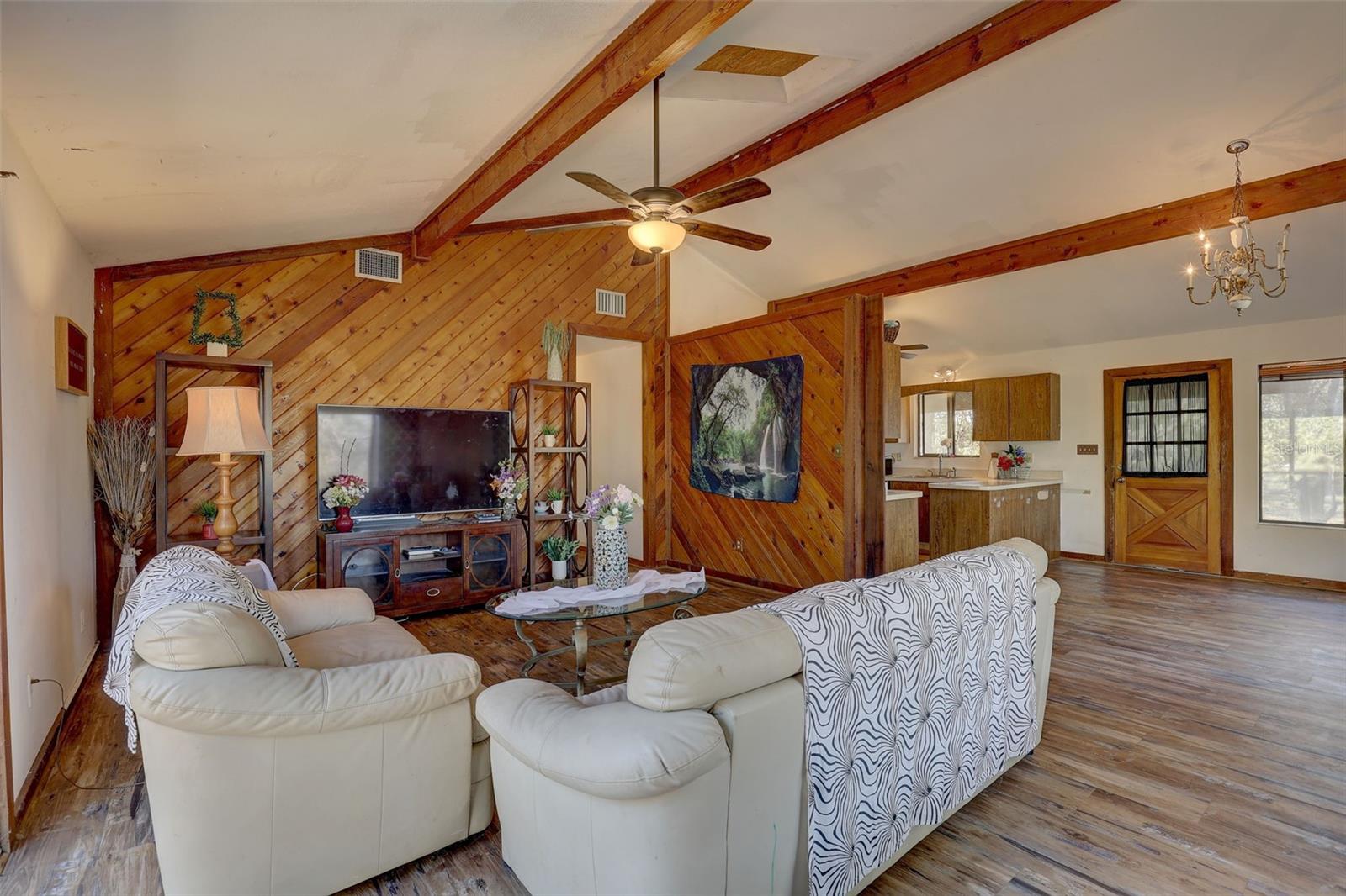 1106 OXBOW RD, WIMAUMA, FL, 33598