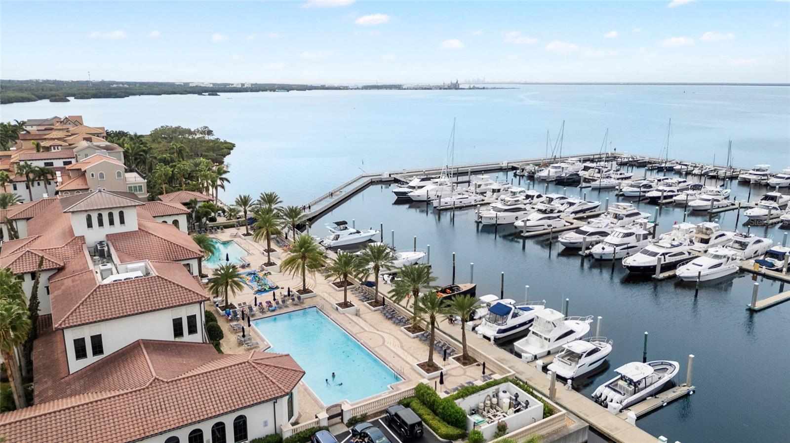 5902 YEATS MANOR DR, TAMPA, FL, 33616