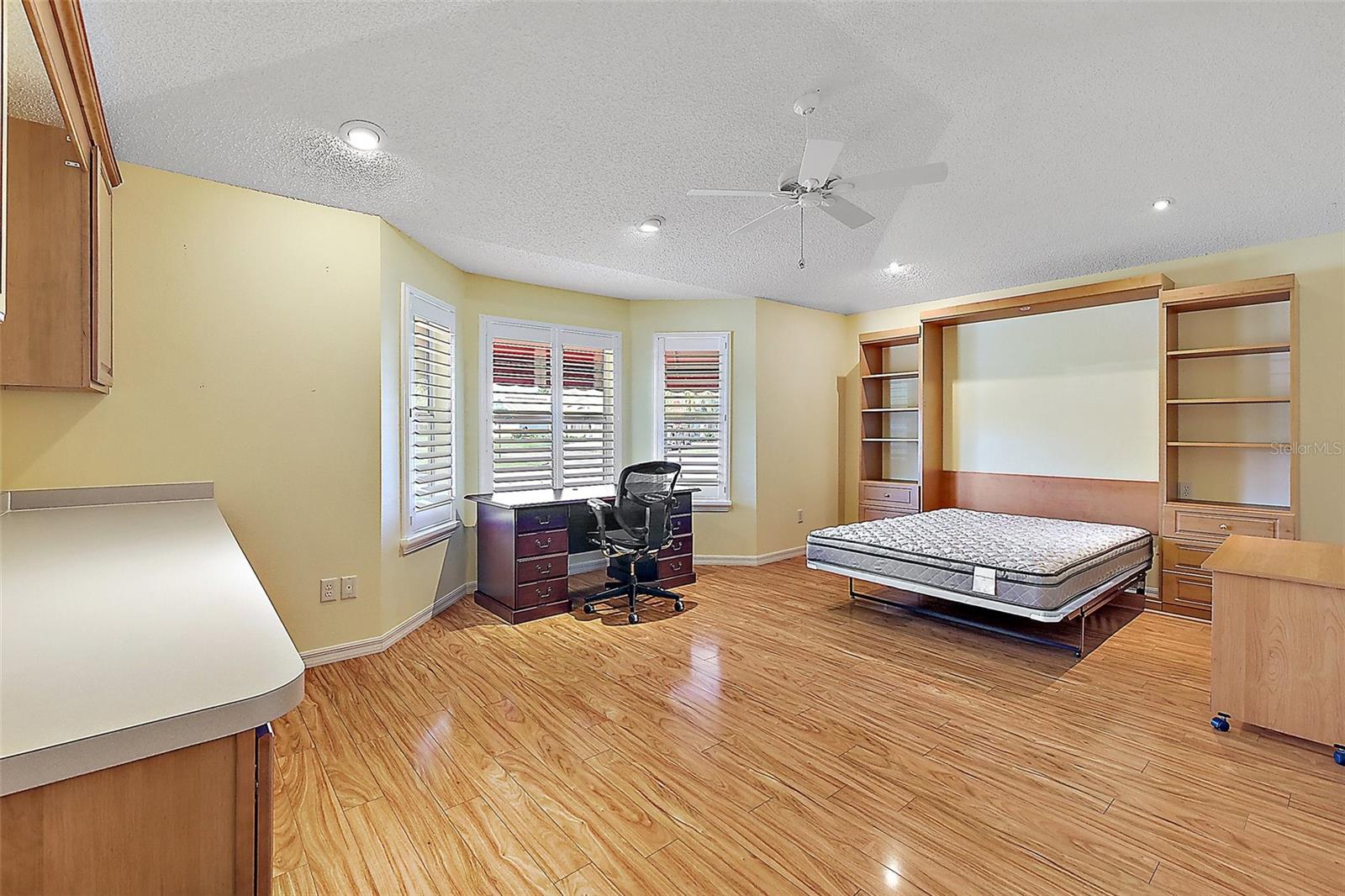 1215 EL ESPARZA LN, THE VILLAGES, FL, 32159